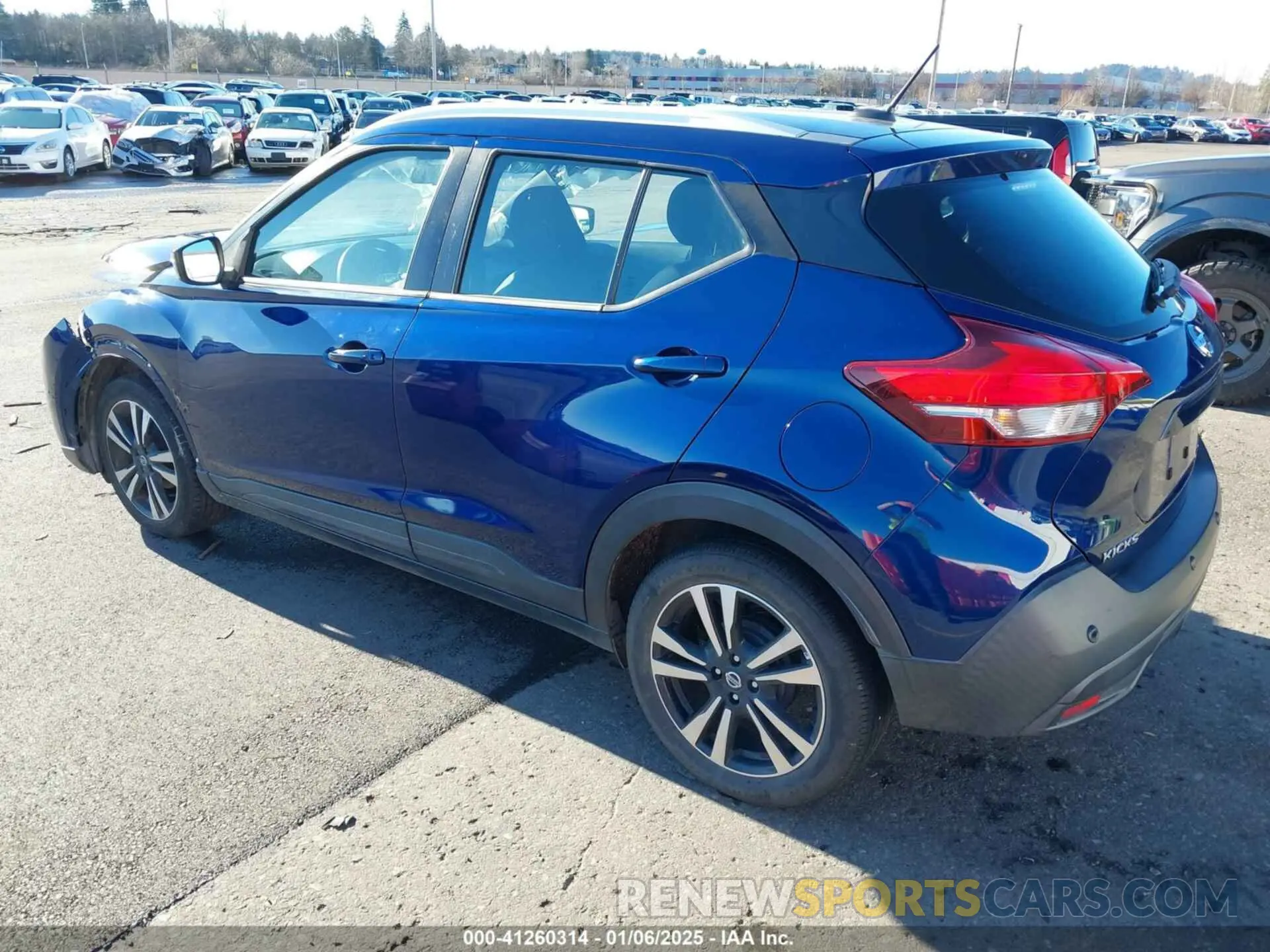 3 Photograph of a damaged car 3N1CP5CV9LL499713 NISSAN KICKS 2020