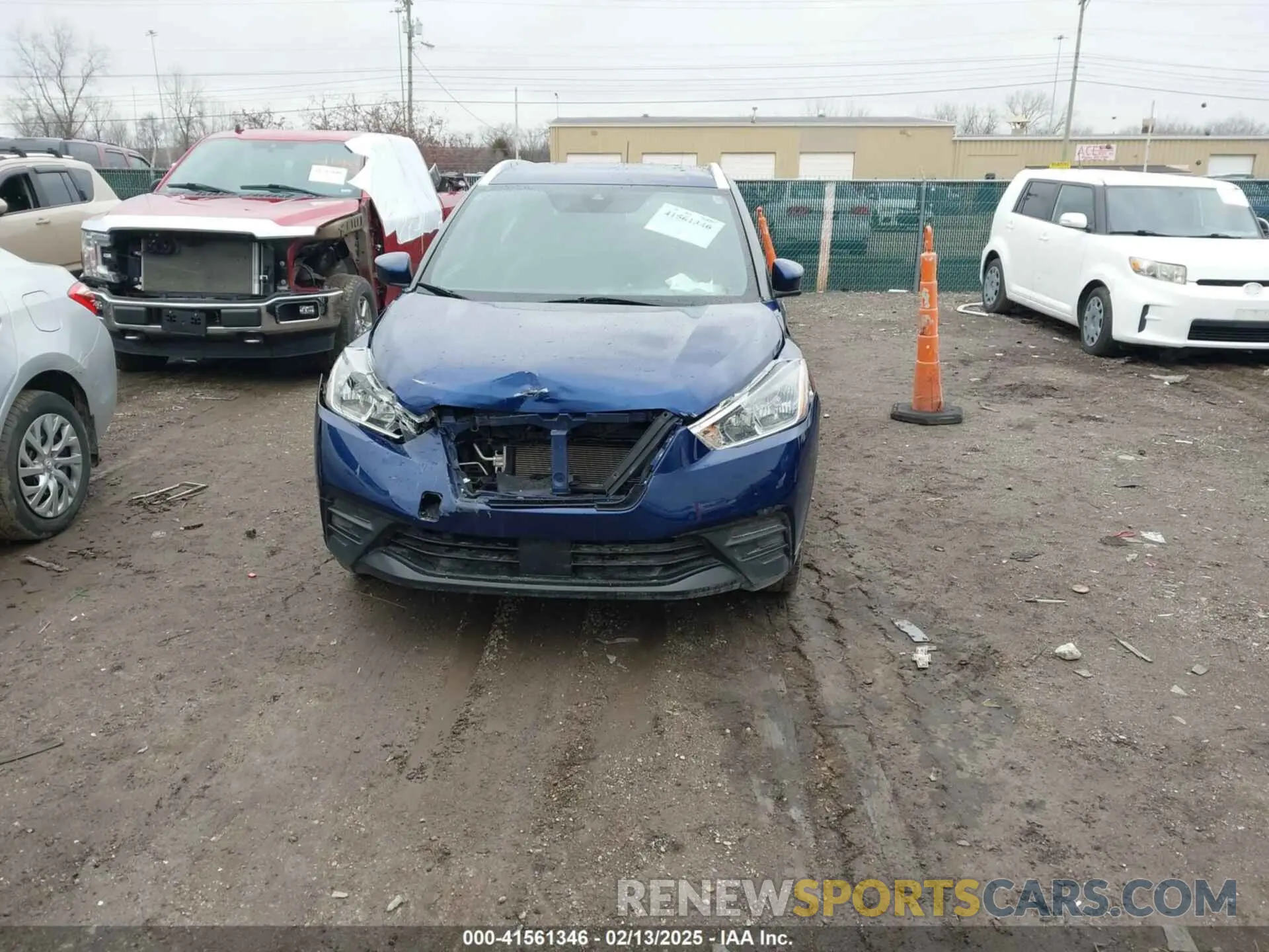 12 Photograph of a damaged car 3N1CP5CV9LL520849 NISSAN KICKS 2020