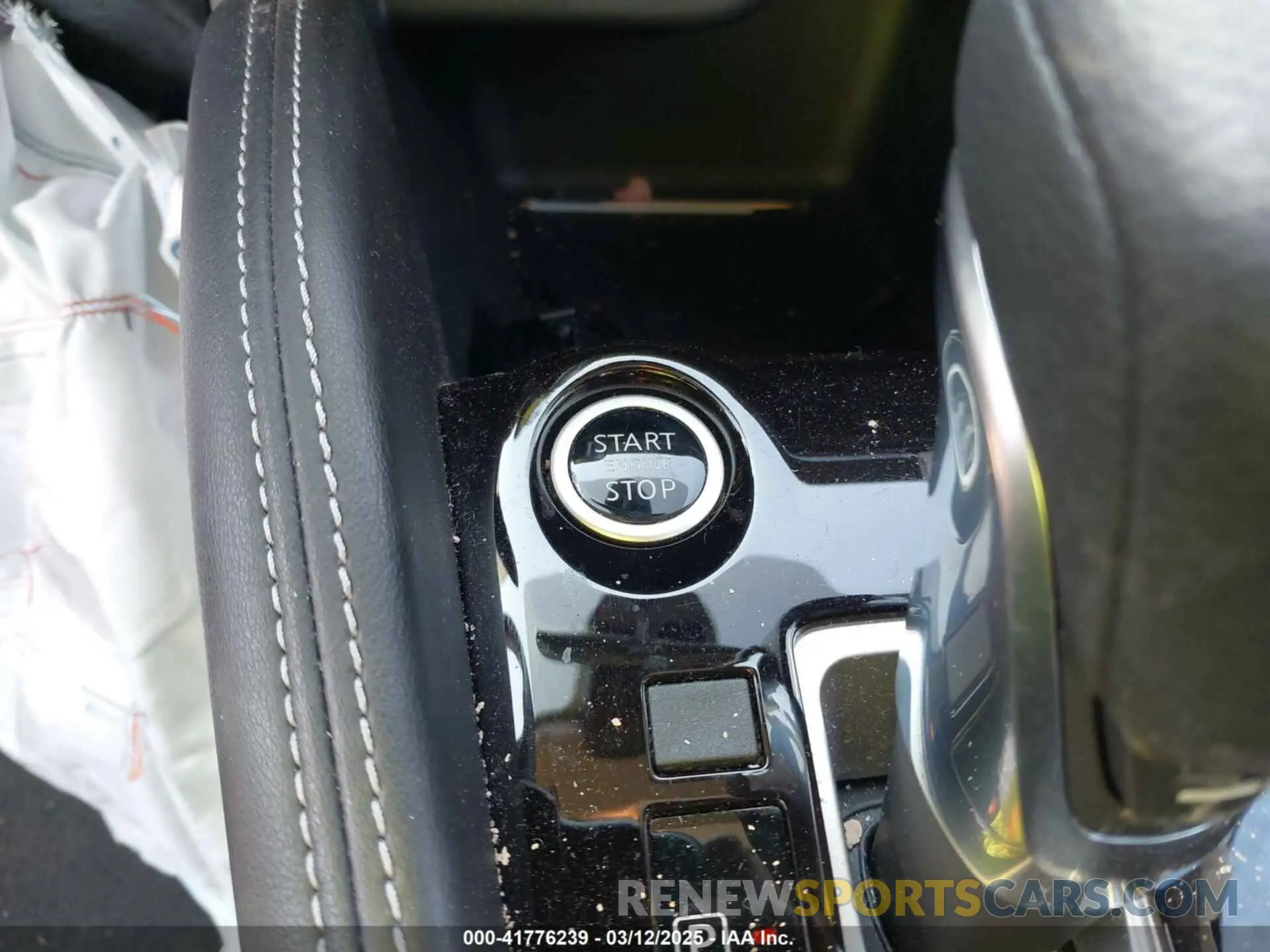 11 Photograph of a damaged car 3N1CP5CV9LL547565 NISSAN KICKS 2020