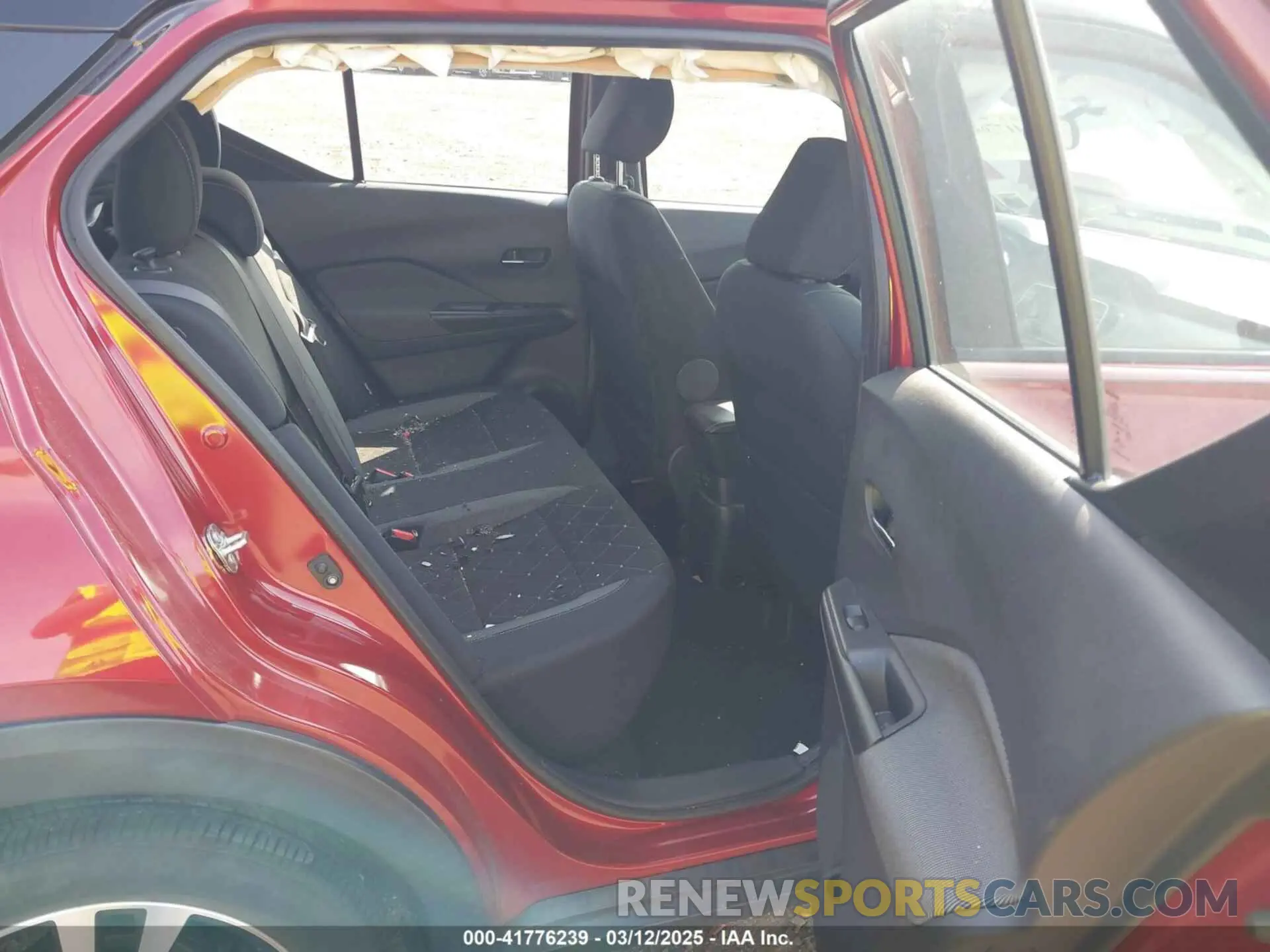 8 Photograph of a damaged car 3N1CP5CV9LL547565 NISSAN KICKS 2020