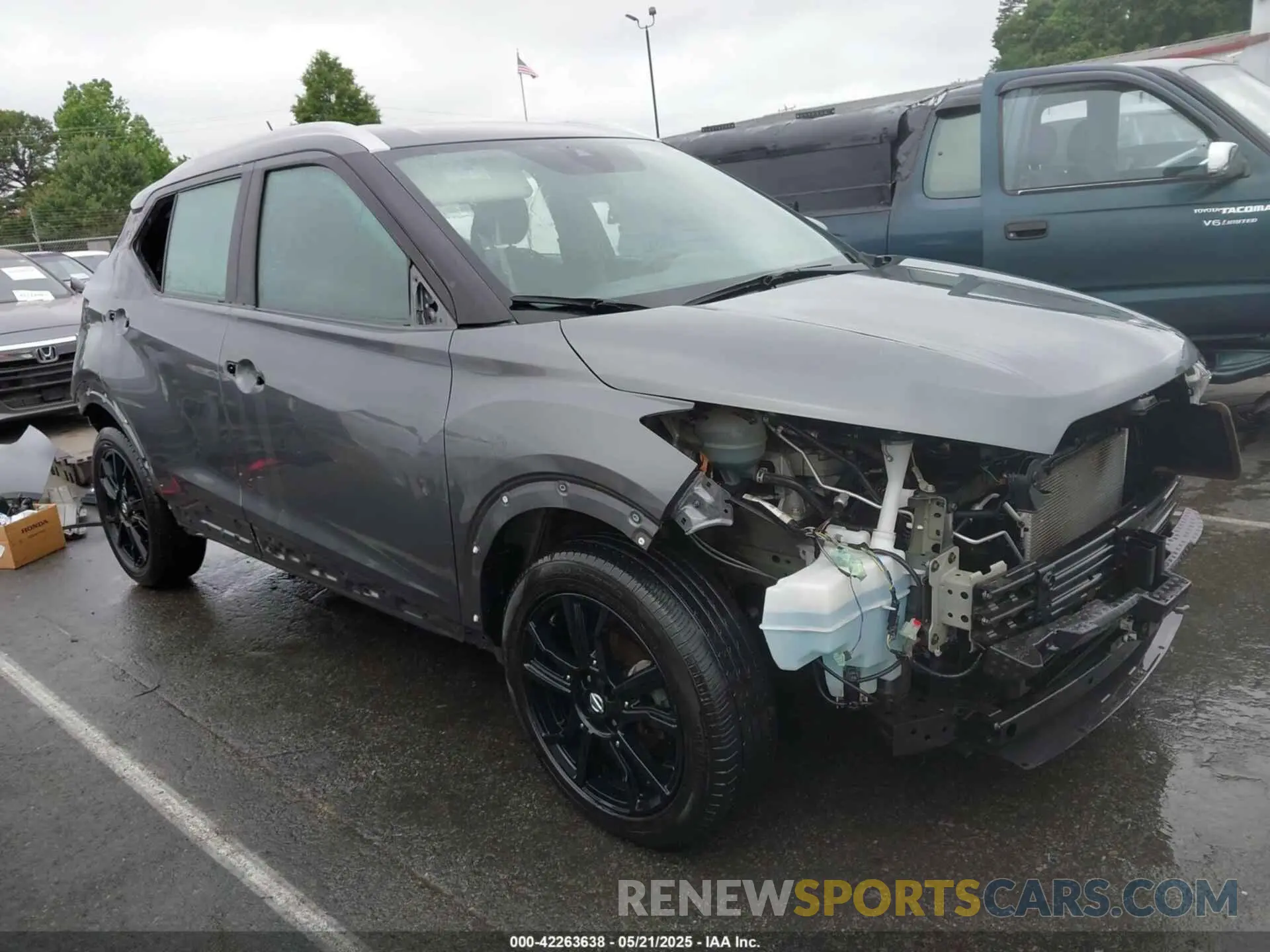14 Photograph of a damaged car 3N1CP5CVXLL481267 NISSAN KICKS 2020