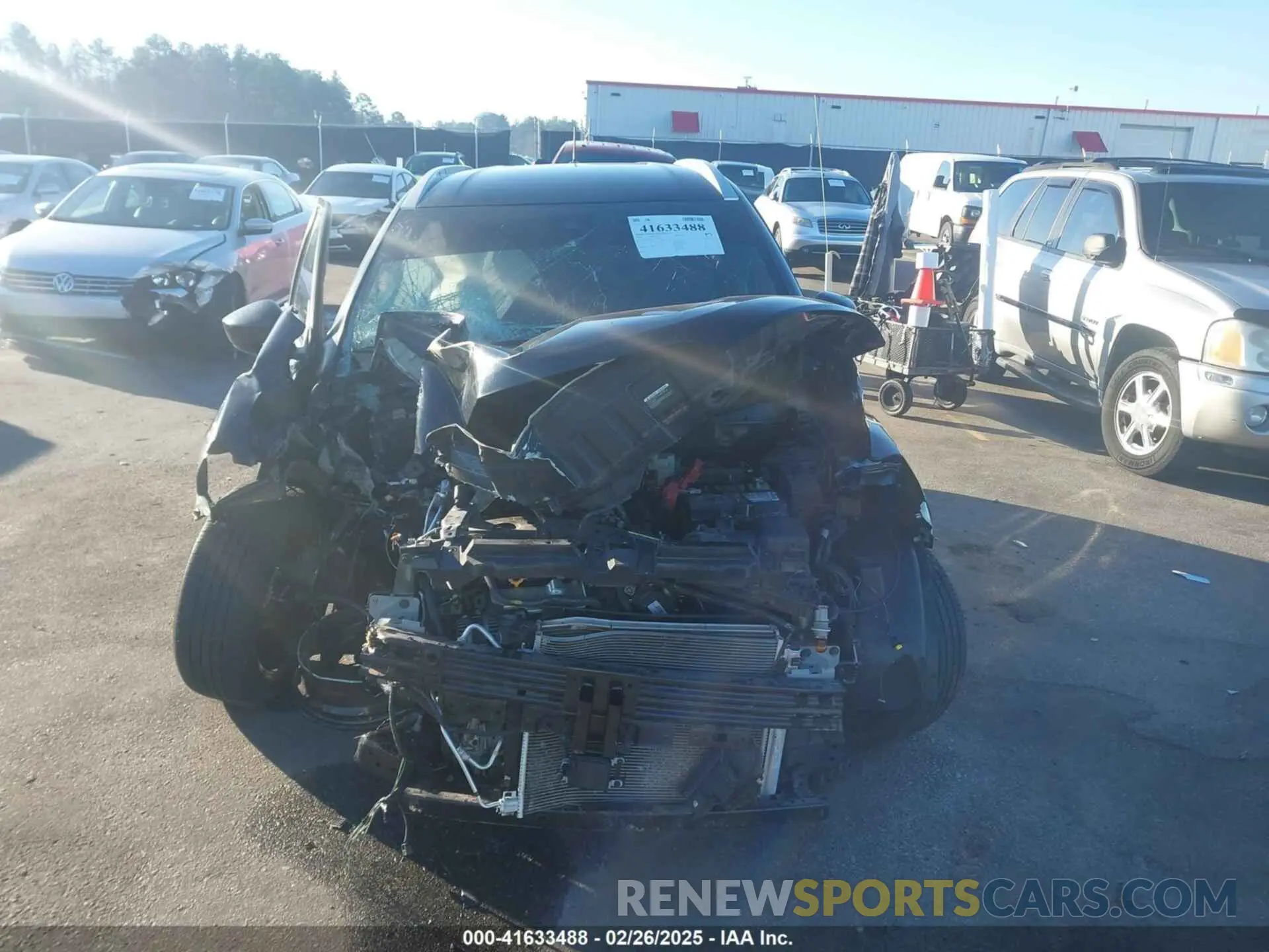 12 Photograph of a damaged car 3N1CP5CVXLL568571 NISSAN KICKS 2020
