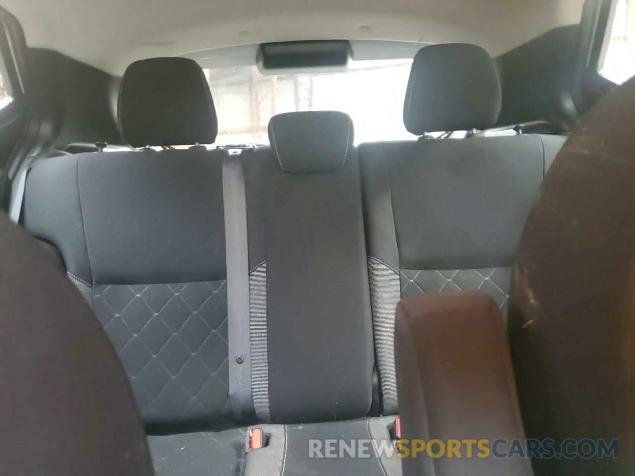 10 Photograph of a damaged car 3N1CP5CVXLL572054 NISSAN KICKS 2020