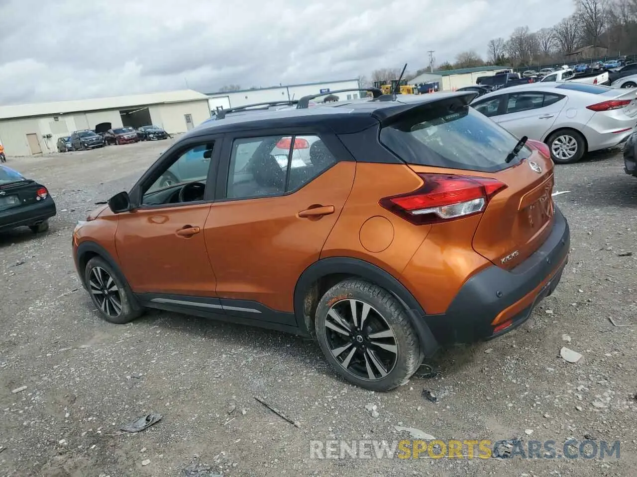 2 Photograph of a damaged car 3N1CP5DV0LL532497 NISSAN KICKS 2020
