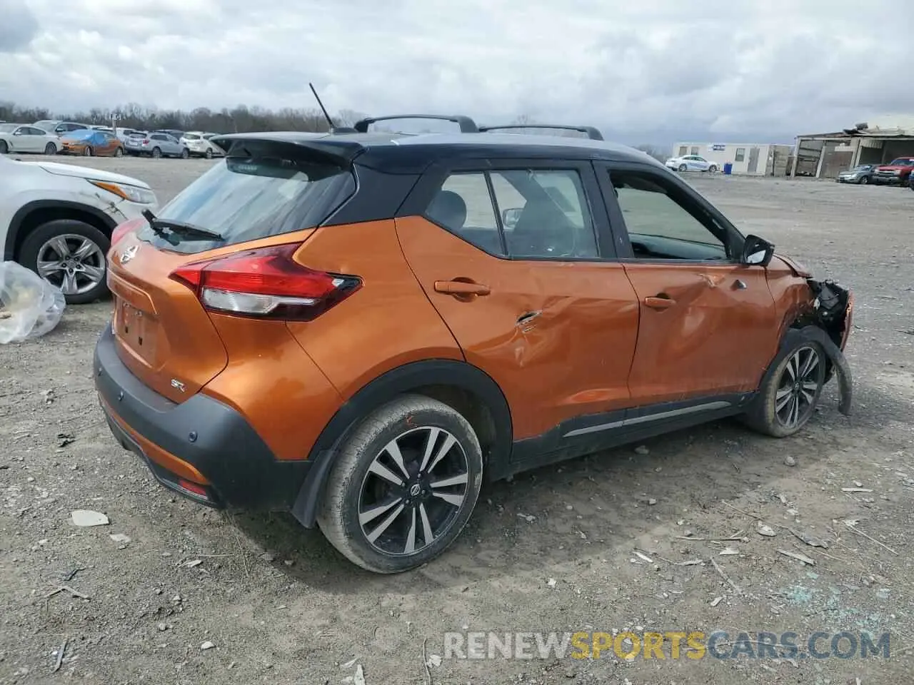 3 Photograph of a damaged car 3N1CP5DV0LL532497 NISSAN KICKS 2020