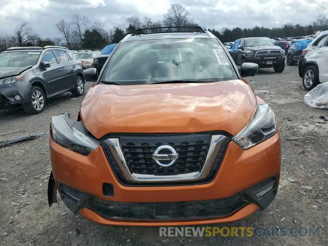 5 Photograph of a damaged car 3N1CP5DV0LL532497 NISSAN KICKS 2020
