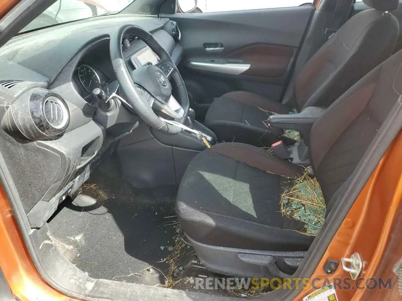 7 Photograph of a damaged car 3N1CP5DV0LL532497 NISSAN KICKS 2020