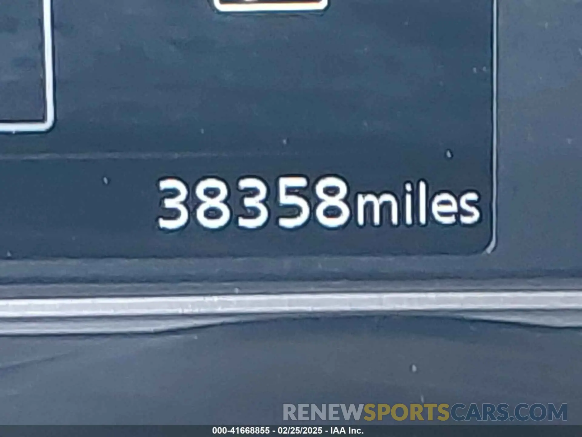 16 Photograph of a damaged car 3N1CP5DV0LL558131 NISSAN KICKS 2020