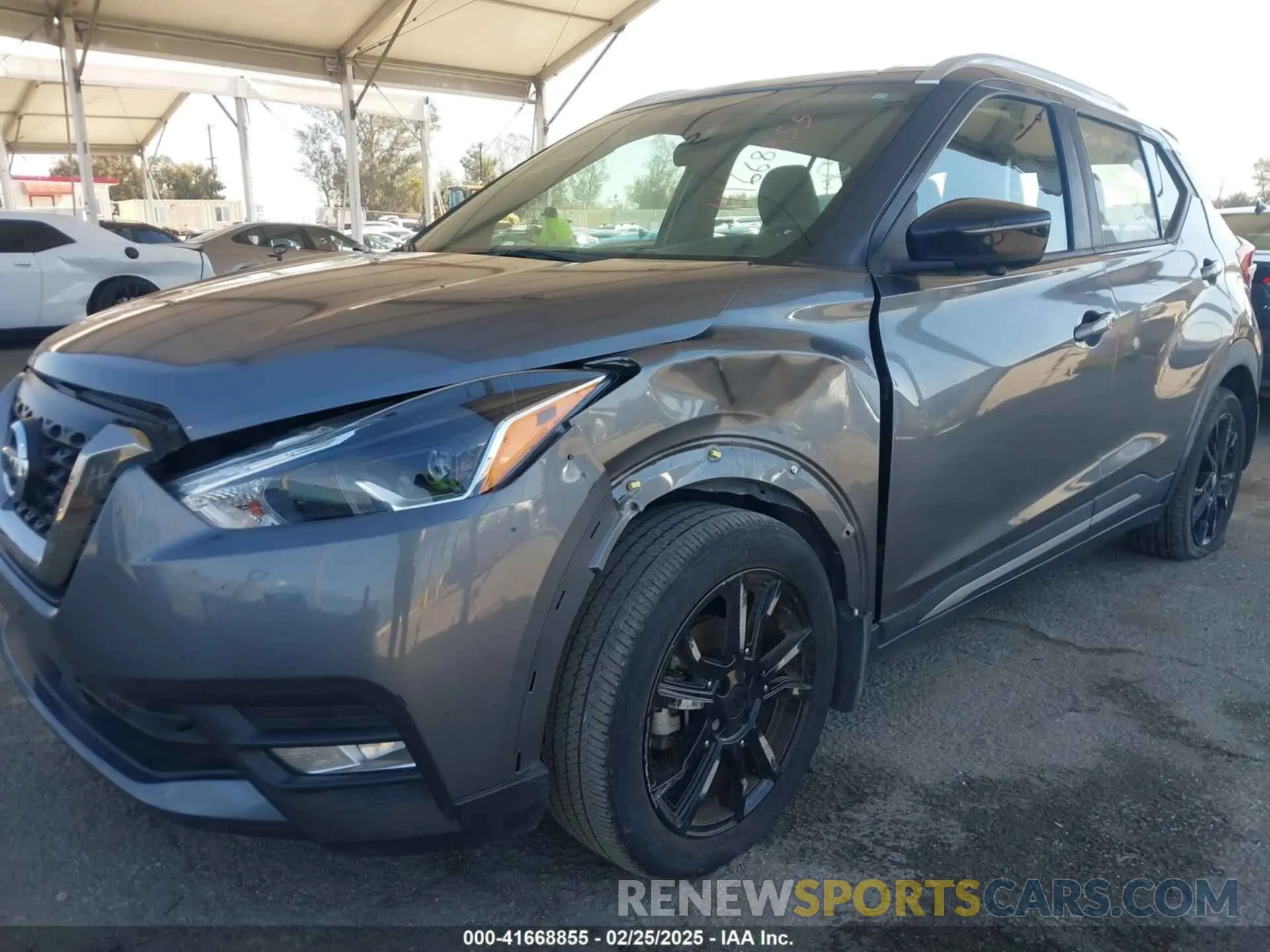 6 Photograph of a damaged car 3N1CP5DV0LL558131 NISSAN KICKS 2020