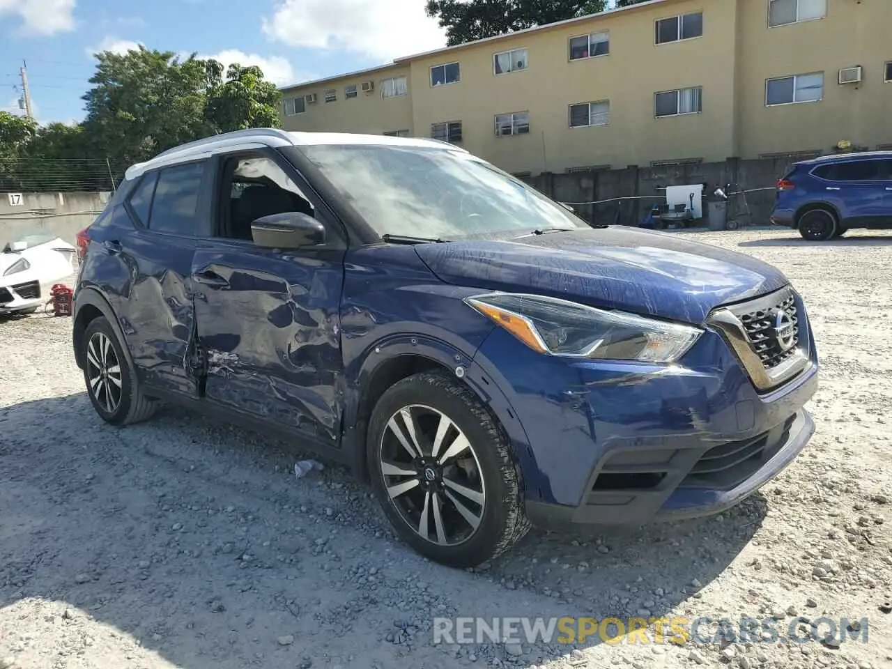 4 Photograph of a damaged car 3N1CP5DV1LL477137 NISSAN KICKS 2020