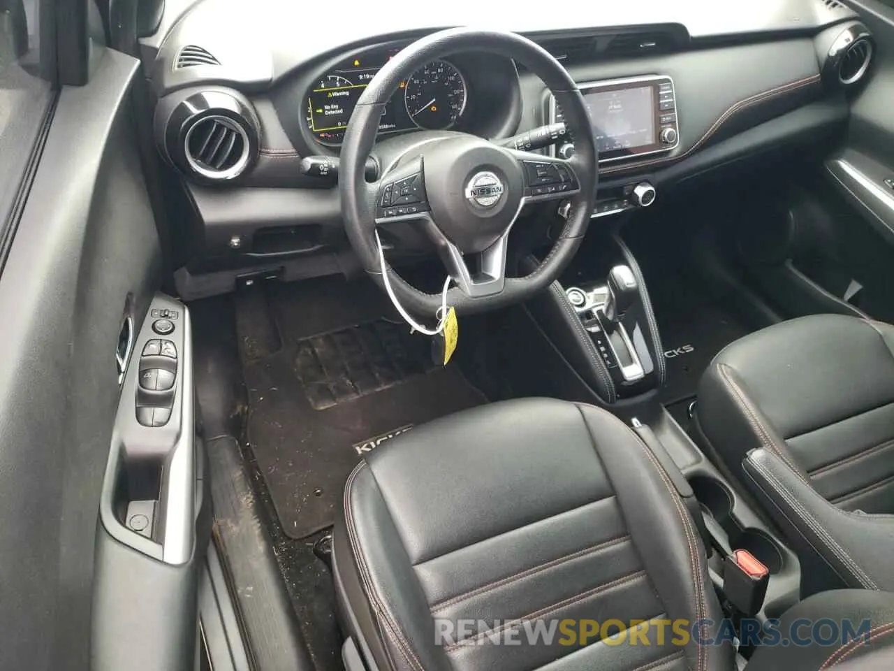 8 Photograph of a damaged car 3N1CP5DV1LL484377 NISSAN KICKS 2020