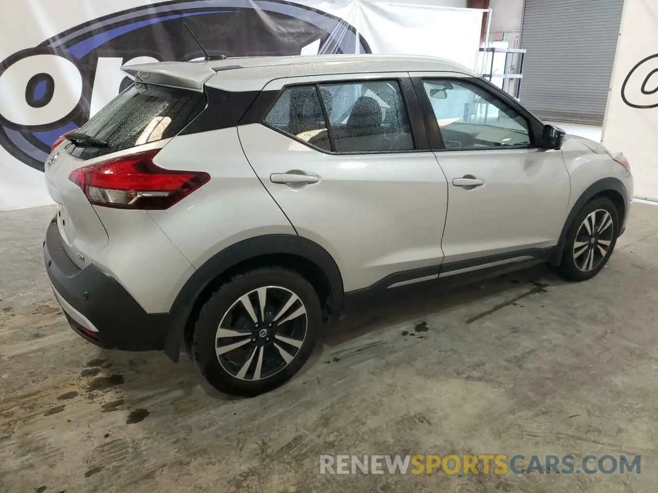 3 Photograph of a damaged car 3N1CP5DV1LL520830 NISSAN KICKS 2020