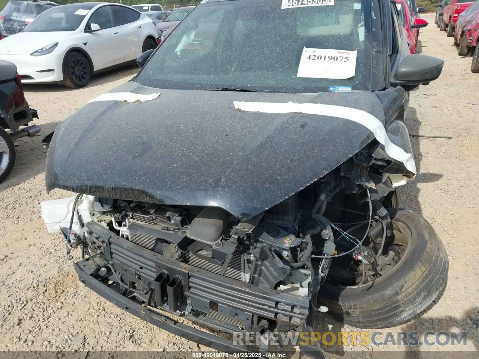 11 Photograph of a damaged car 3N1CP5DV1LL533304 NISSAN KICKS 2020