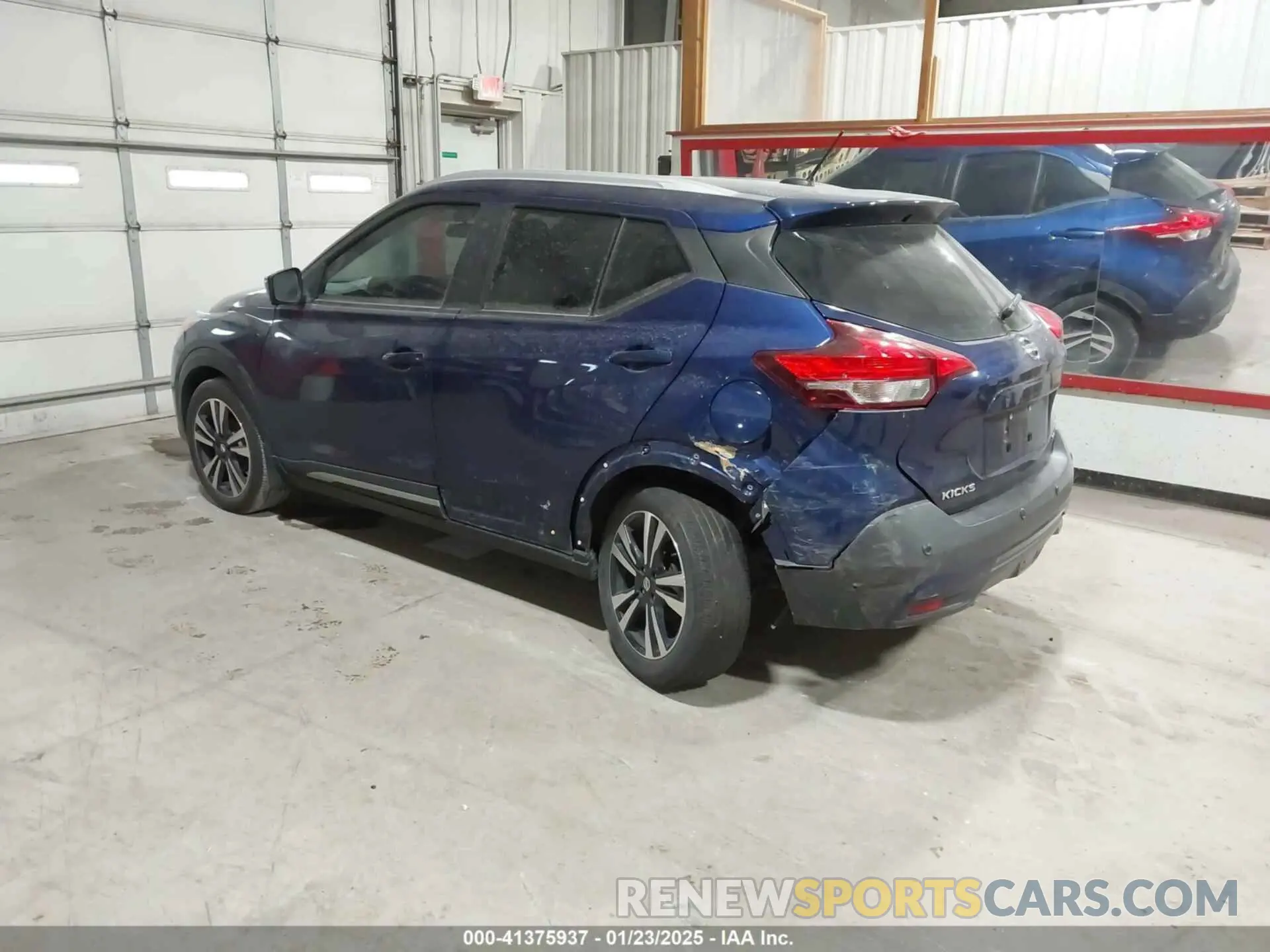 3 Photograph of a damaged car 3N1CP5DV2LL539600 NISSAN KICKS 2020