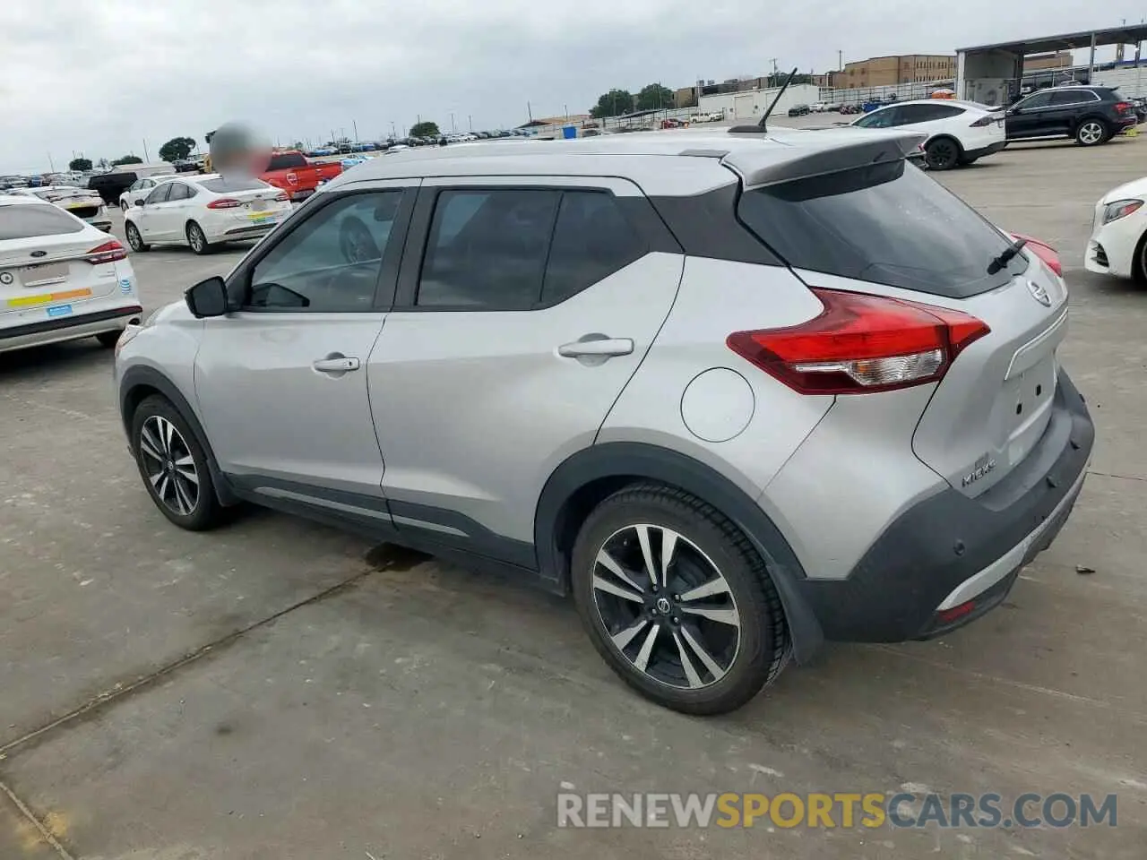 2 Photograph of a damaged car 3N1CP5DV2LL550225 NISSAN KICKS 2020