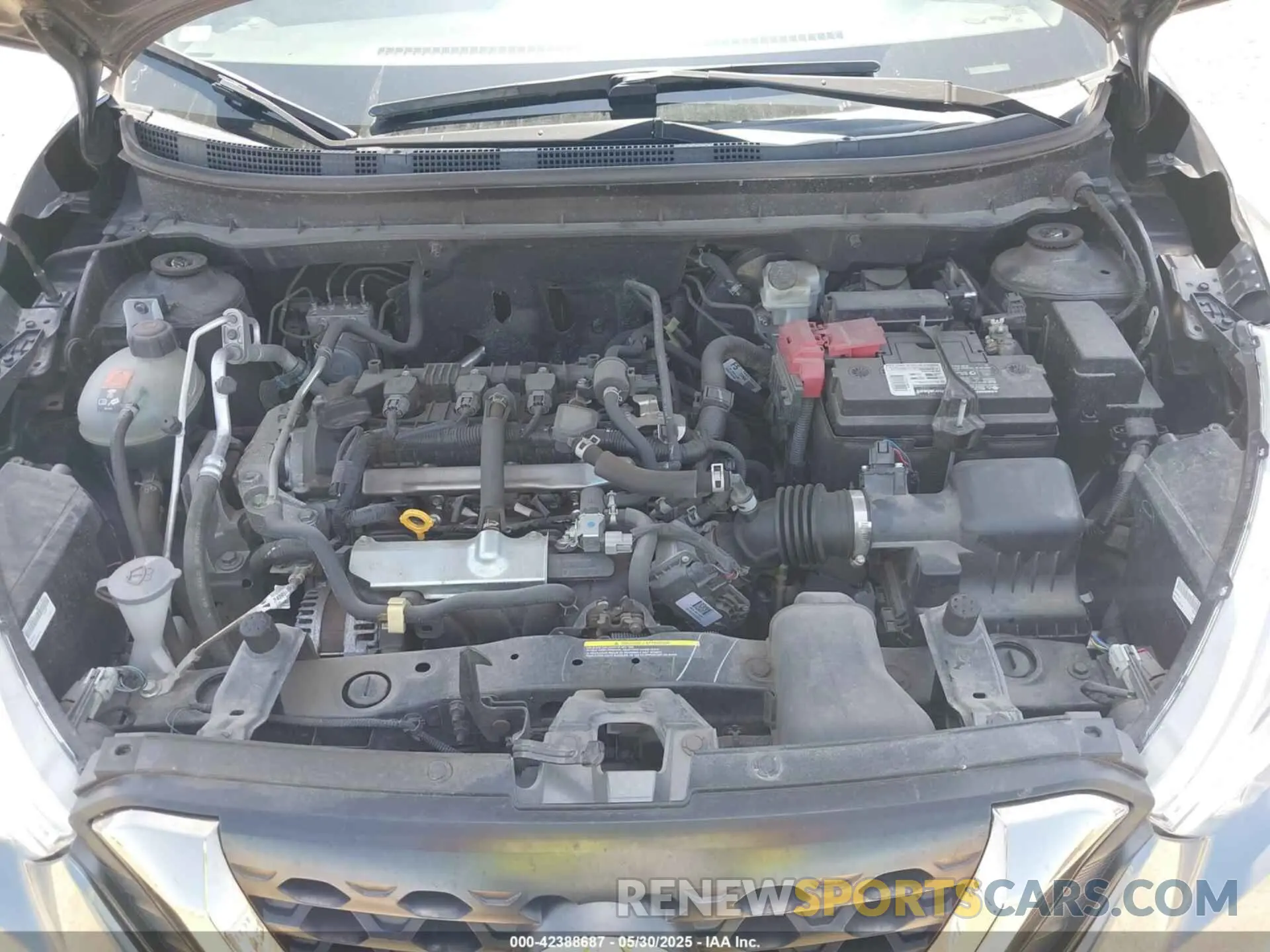 10 Photograph of a damaged car 3N1CP5DV3LL532378 NISSAN KICKS 2020