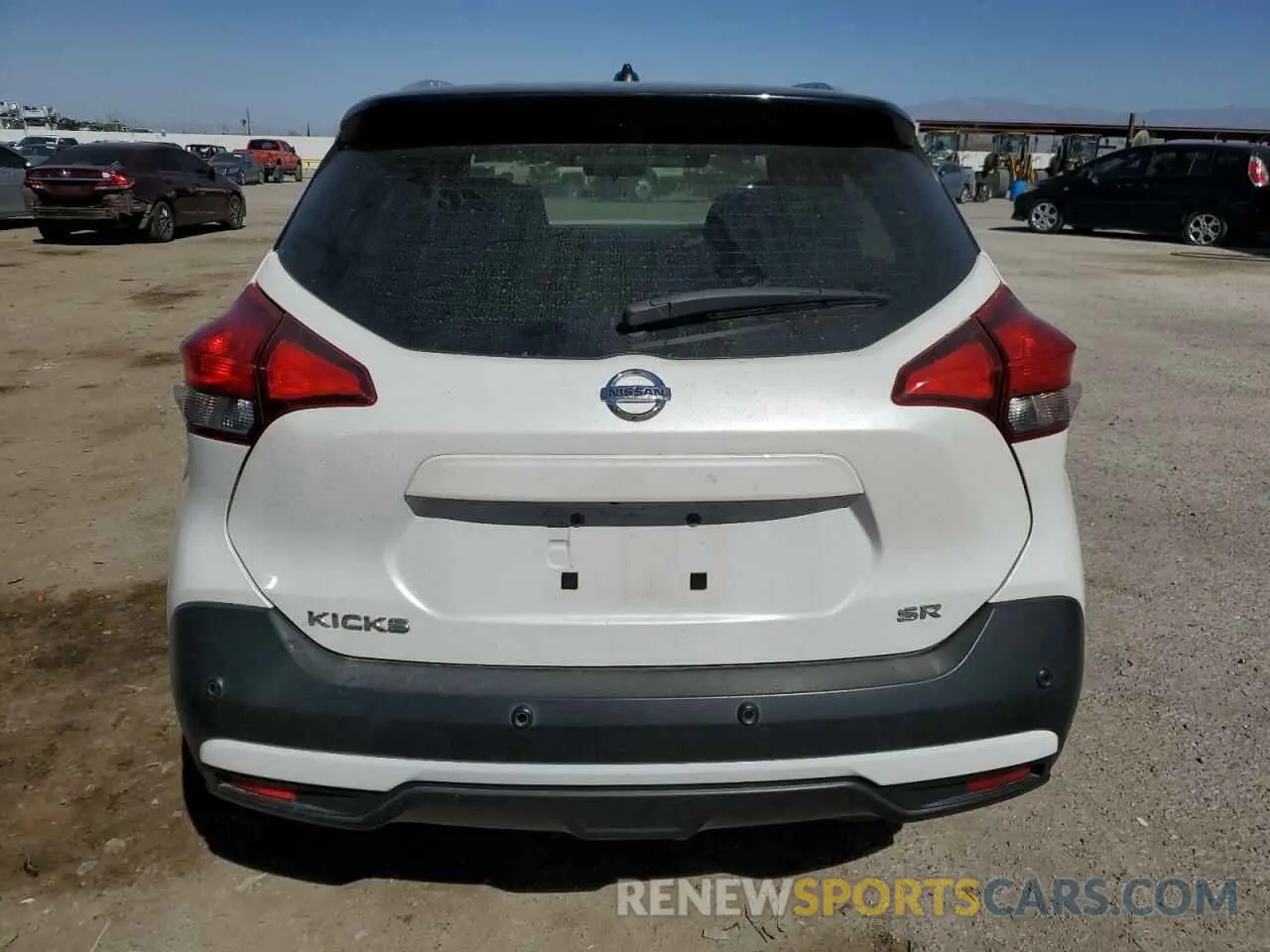 6 Photograph of a damaged car 3N1CP5DV3LL564375 NISSAN KICKS 2020