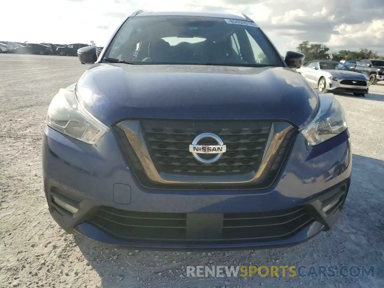 5 Photograph of a damaged car 3N1CP5DV4LL481490 NISSAN KICKS 2020