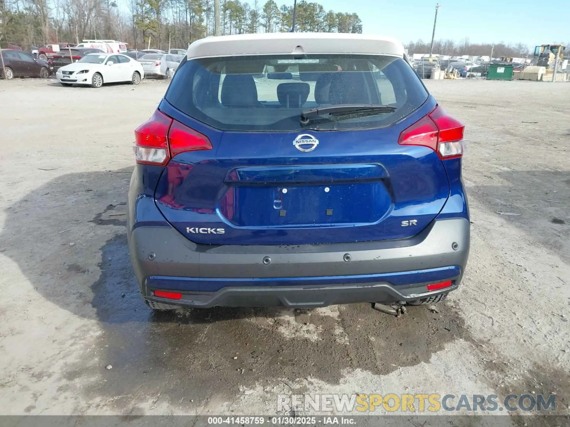 16 Photograph of a damaged car 3N1CP5DV4LL529053 NISSAN KICKS 2020