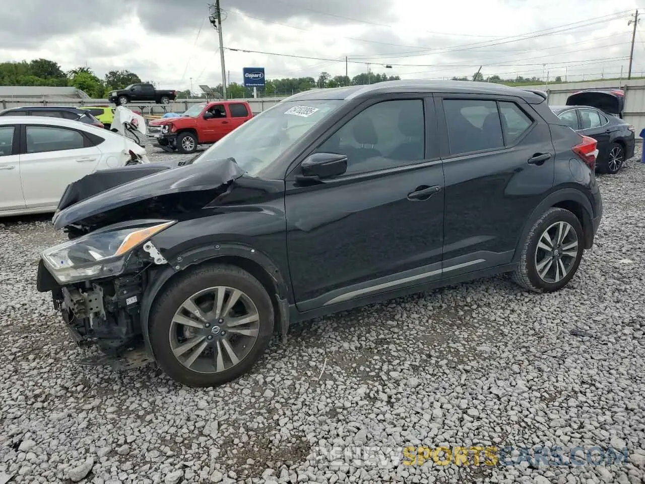 1 Photograph of a damaged car 3N1CP5DV4LL533989 NISSAN KICKS 2020