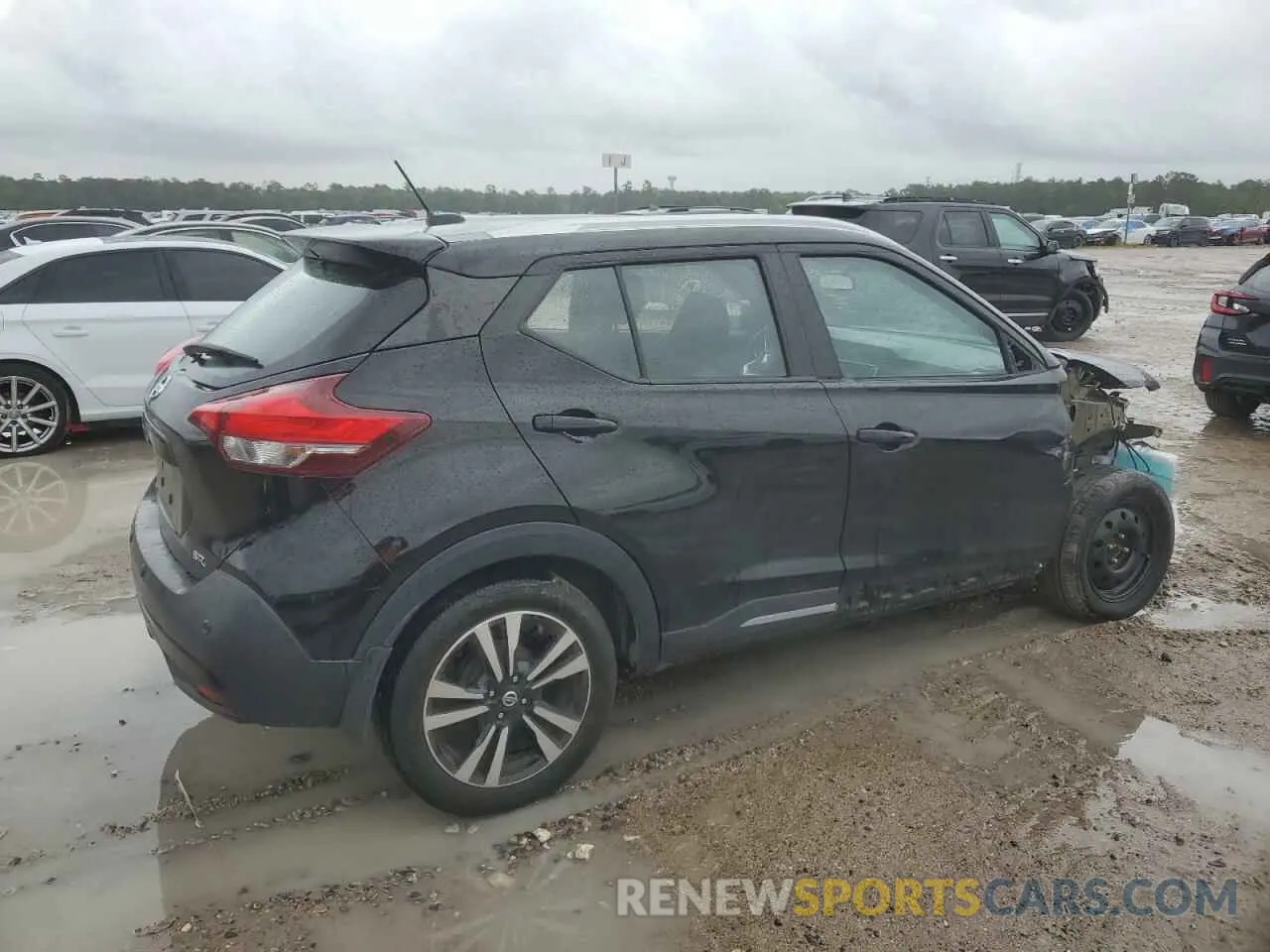 3 Photograph of a damaged car 3N1CP5DV4LL536343 NISSAN KICKS 2020