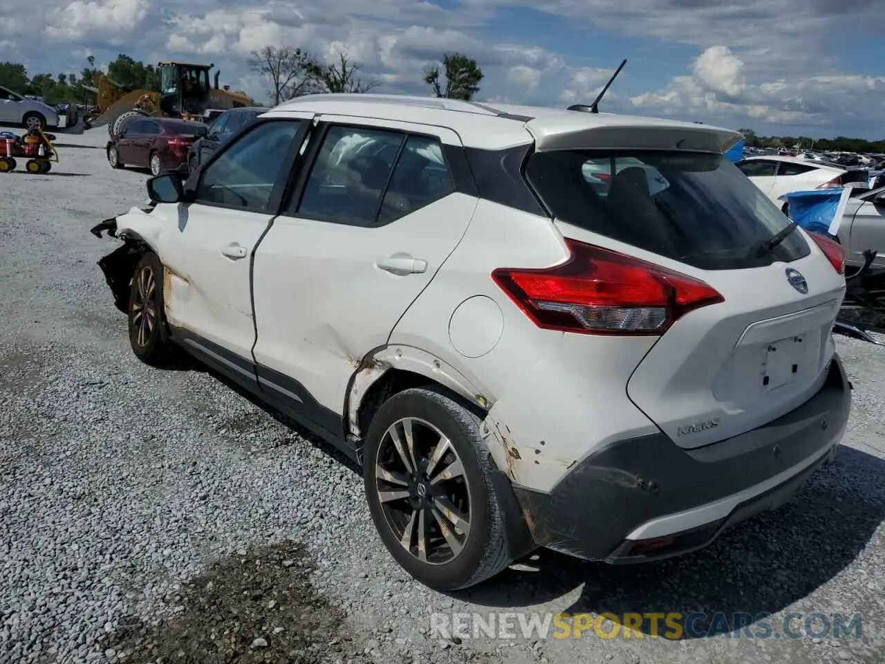 2 Photograph of a damaged car 3N1CP5DV4LL540229 NISSAN KICKS 2020