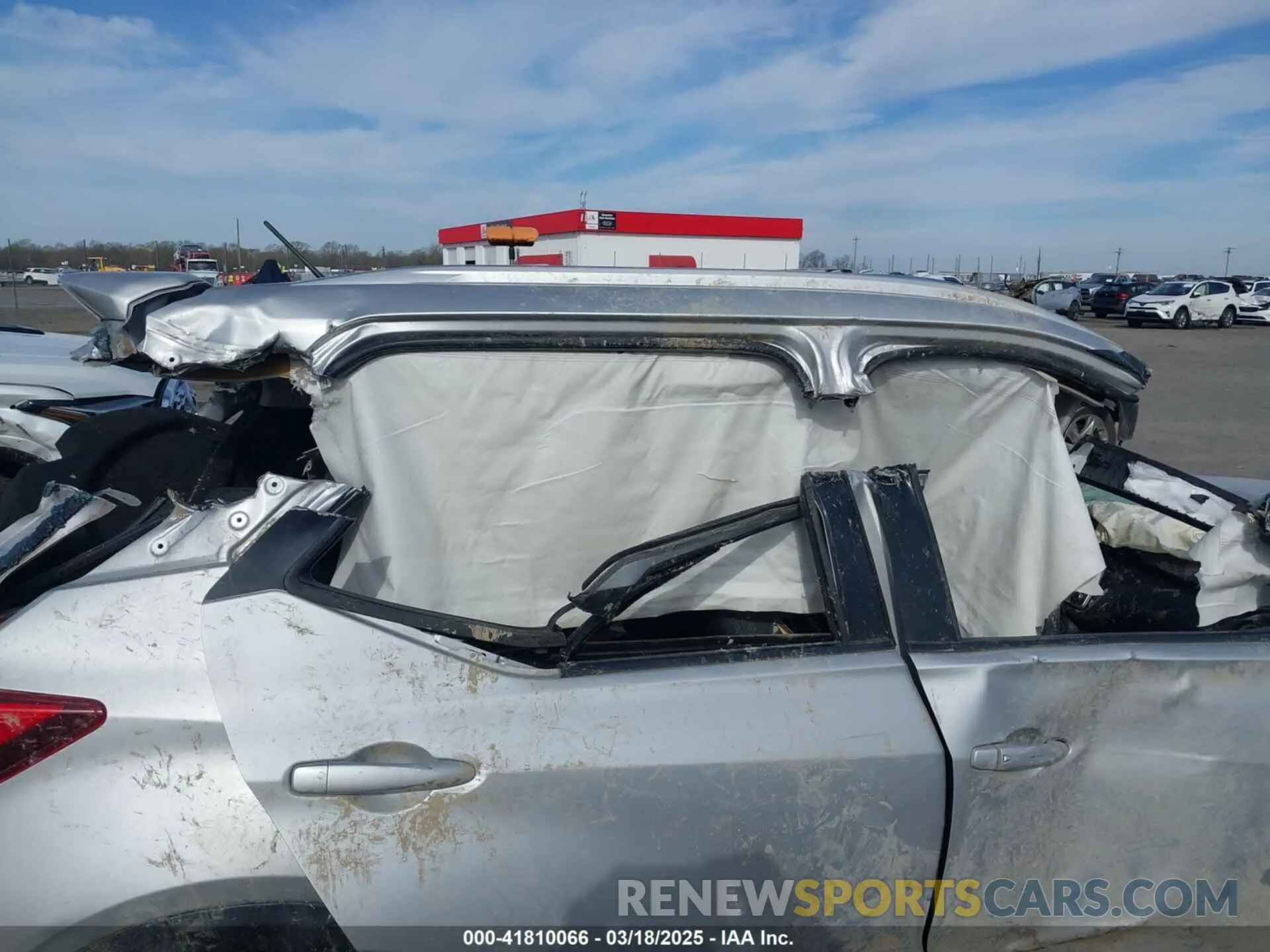 13 Photograph of a damaged car 3N1CP5DV5LL486682 NISSAN KICKS 2020