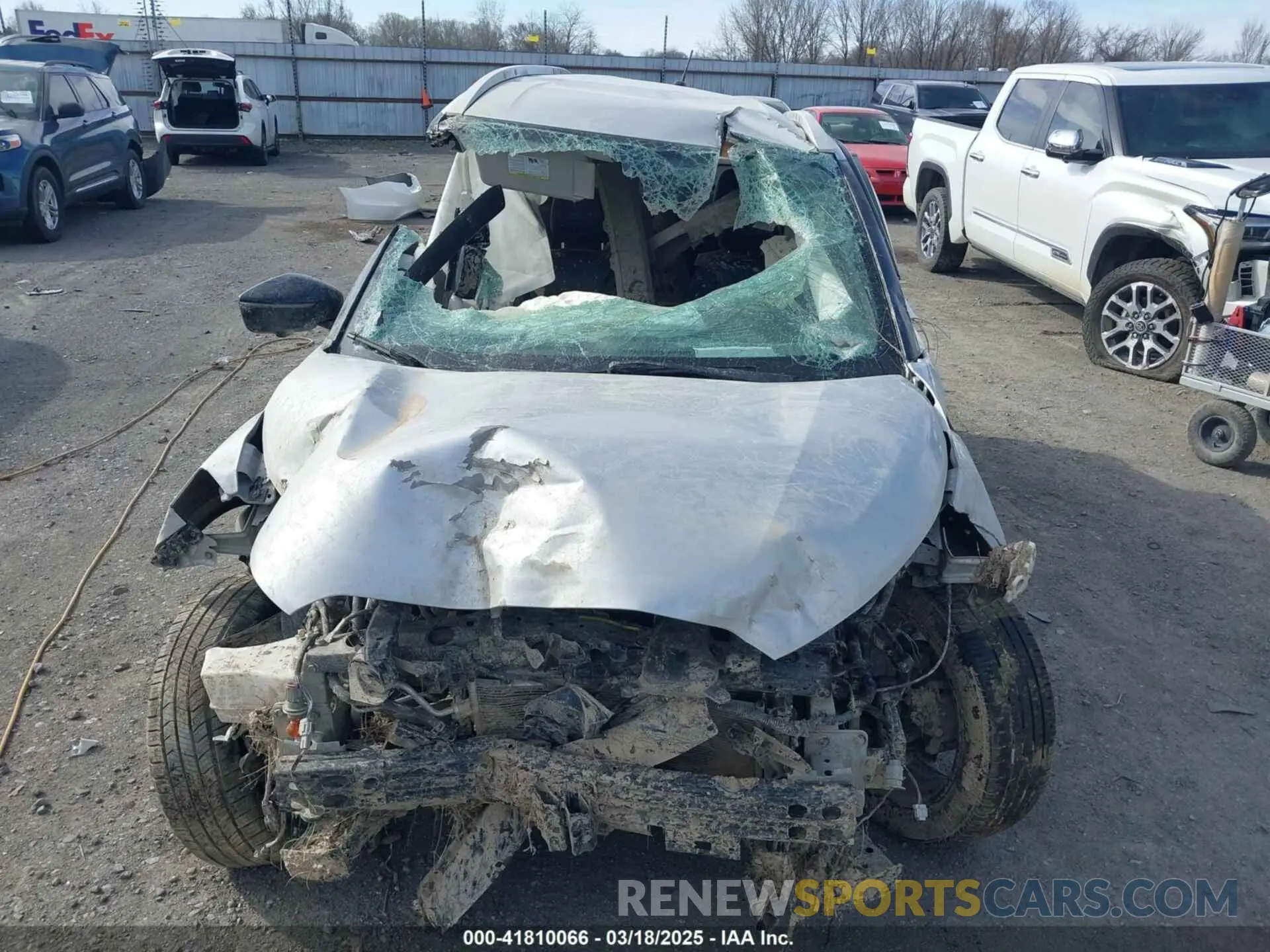 6 Photograph of a damaged car 3N1CP5DV5LL486682 NISSAN KICKS 2020