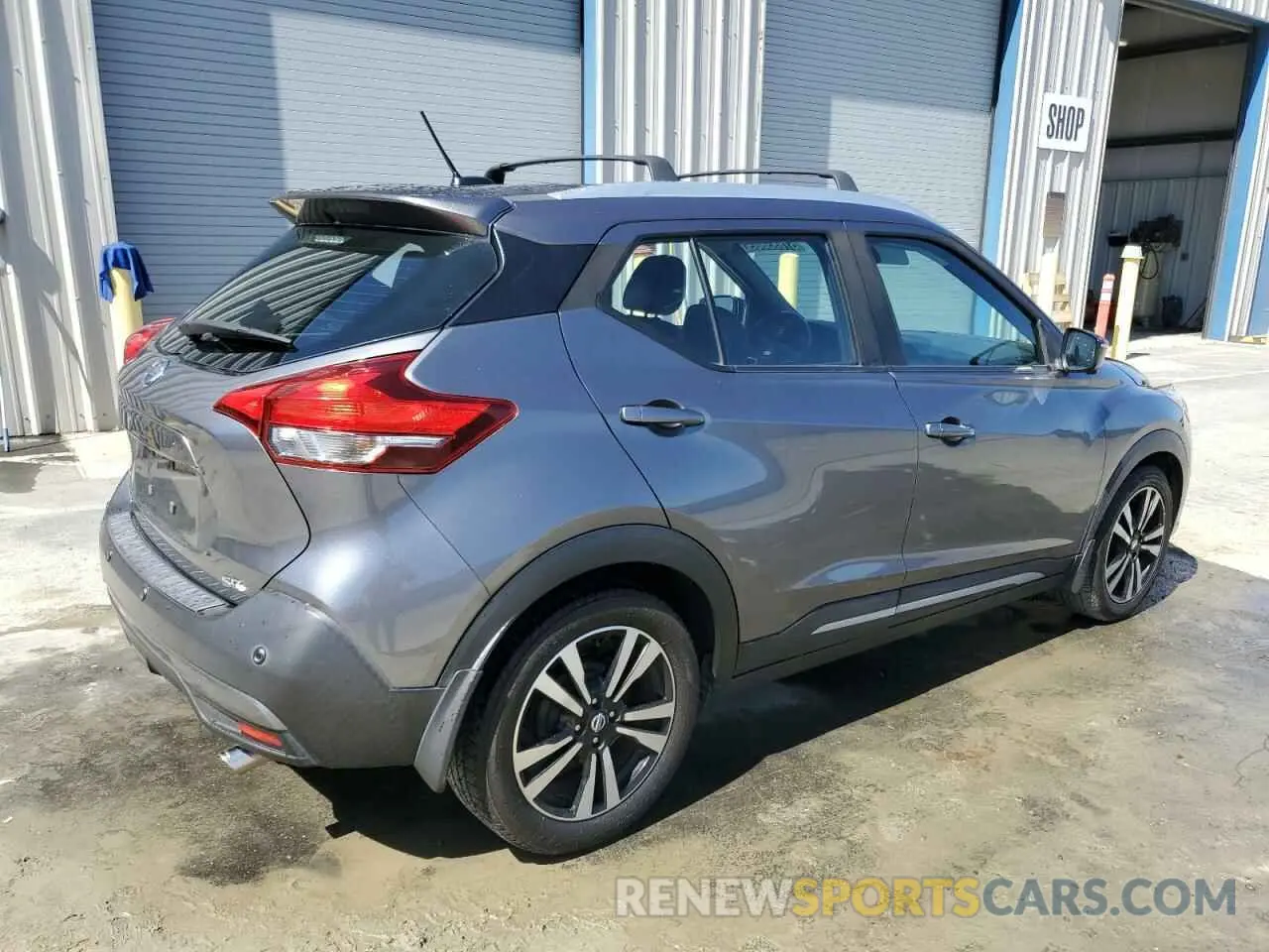 3 Photograph of a damaged car 3N1CP5DV5LL502492 NISSAN KICKS 2020