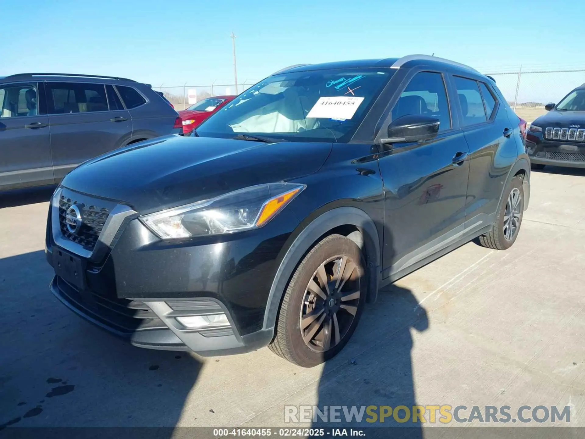 2 Photograph of a damaged car 3N1CP5DV5LL578309 NISSAN KICKS 2020