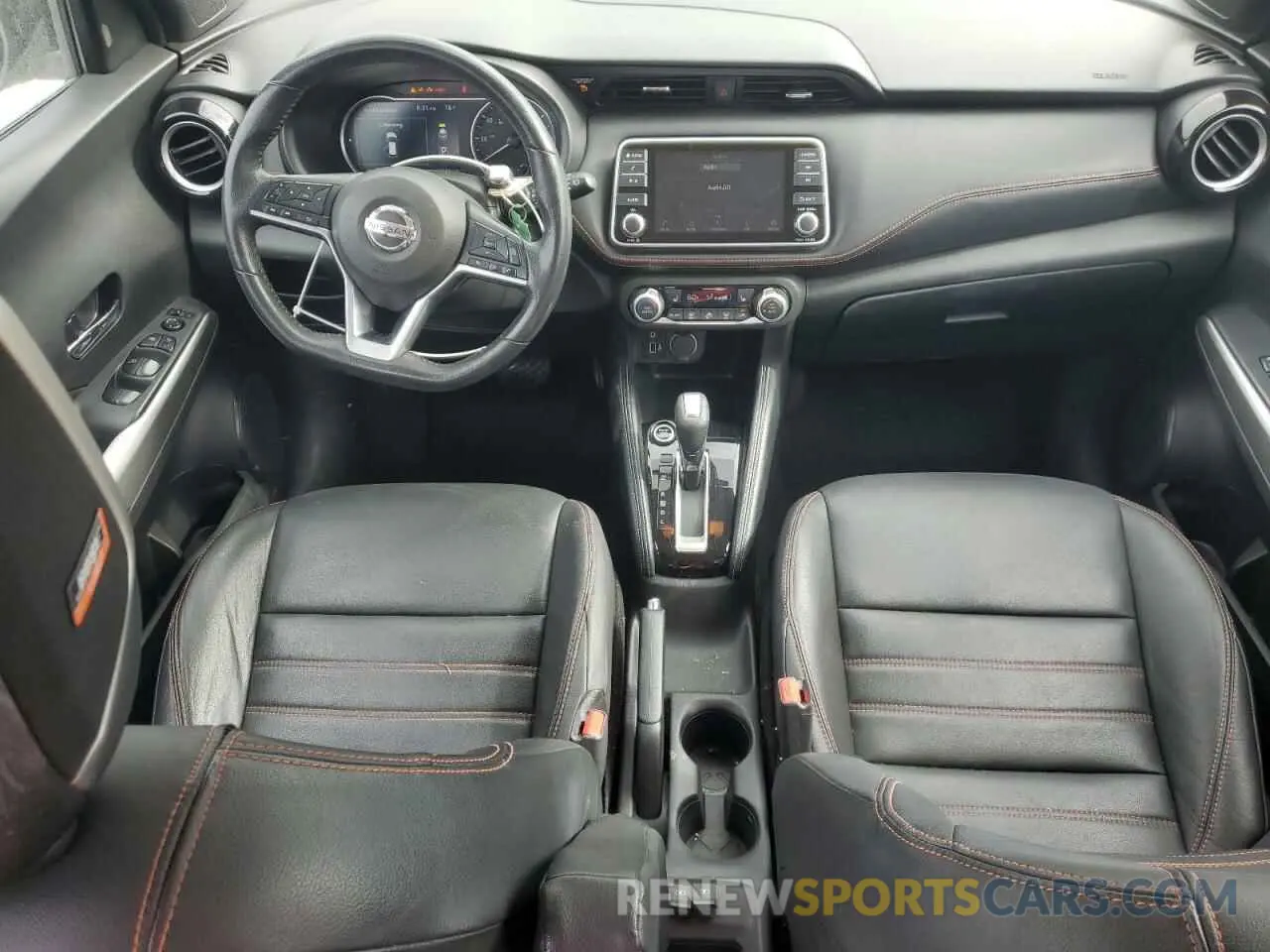 8 Photograph of a damaged car 3N1CP5DV6LL498825 NISSAN KICKS 2020