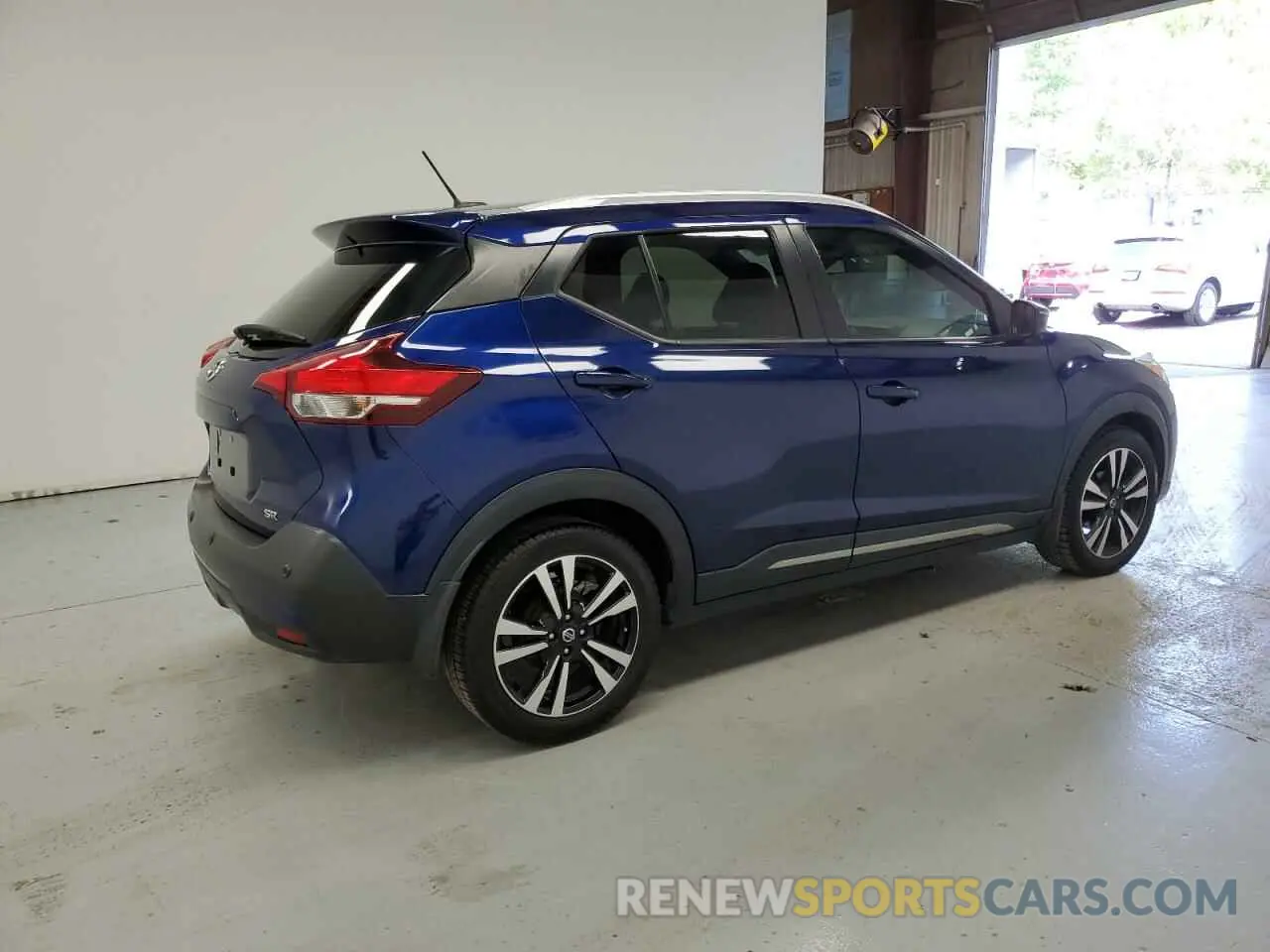 3 Photograph of a damaged car 3N1CP5DV6LL535680 NISSAN KICKS 2020