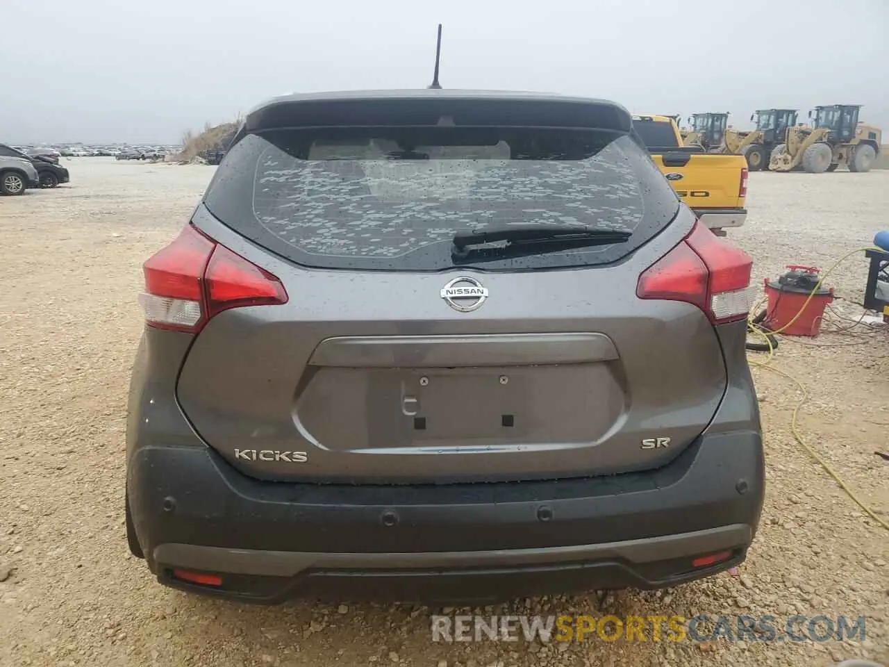 6 Photograph of a damaged car 3N1CP5DV7LL514739 NISSAN KICKS 2020