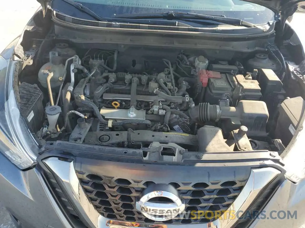 12 Photograph of a damaged car 3N1CP5DV7LL519066 NISSAN KICKS 2020