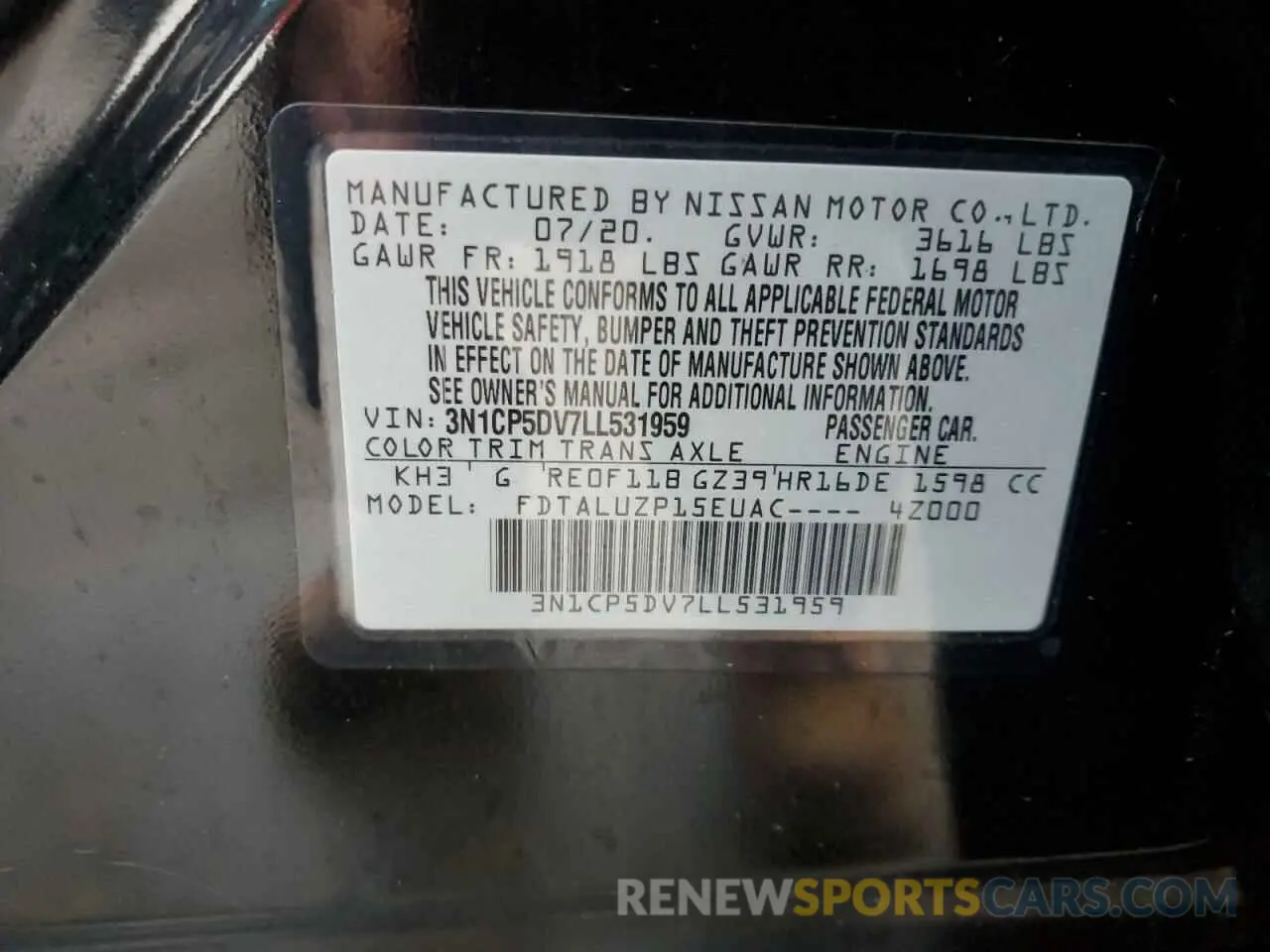 13 Photograph of a damaged car 3N1CP5DV7LL531959 NISSAN KICKS 2020