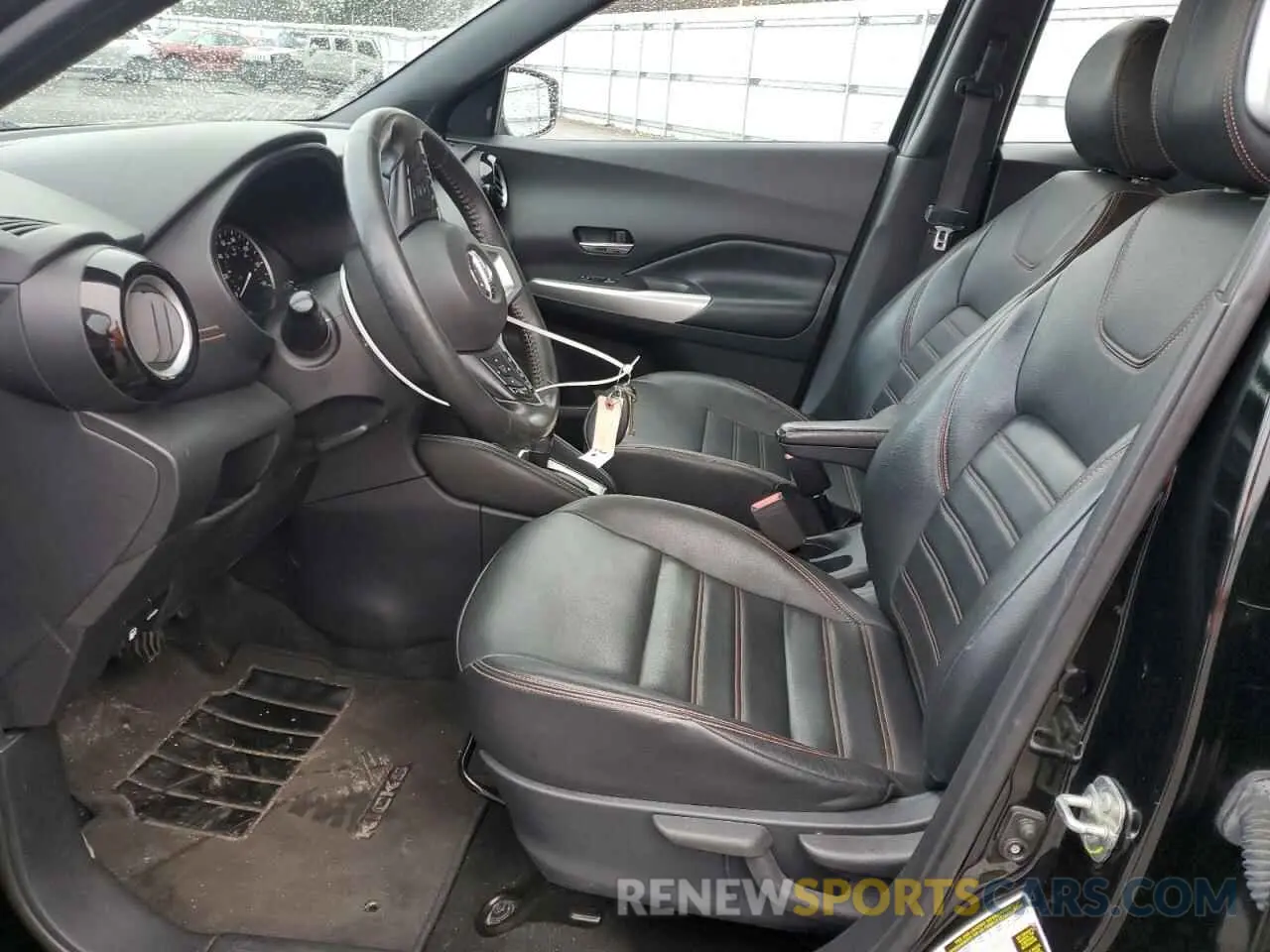 7 Photograph of a damaged car 3N1CP5DV7LL531959 NISSAN KICKS 2020