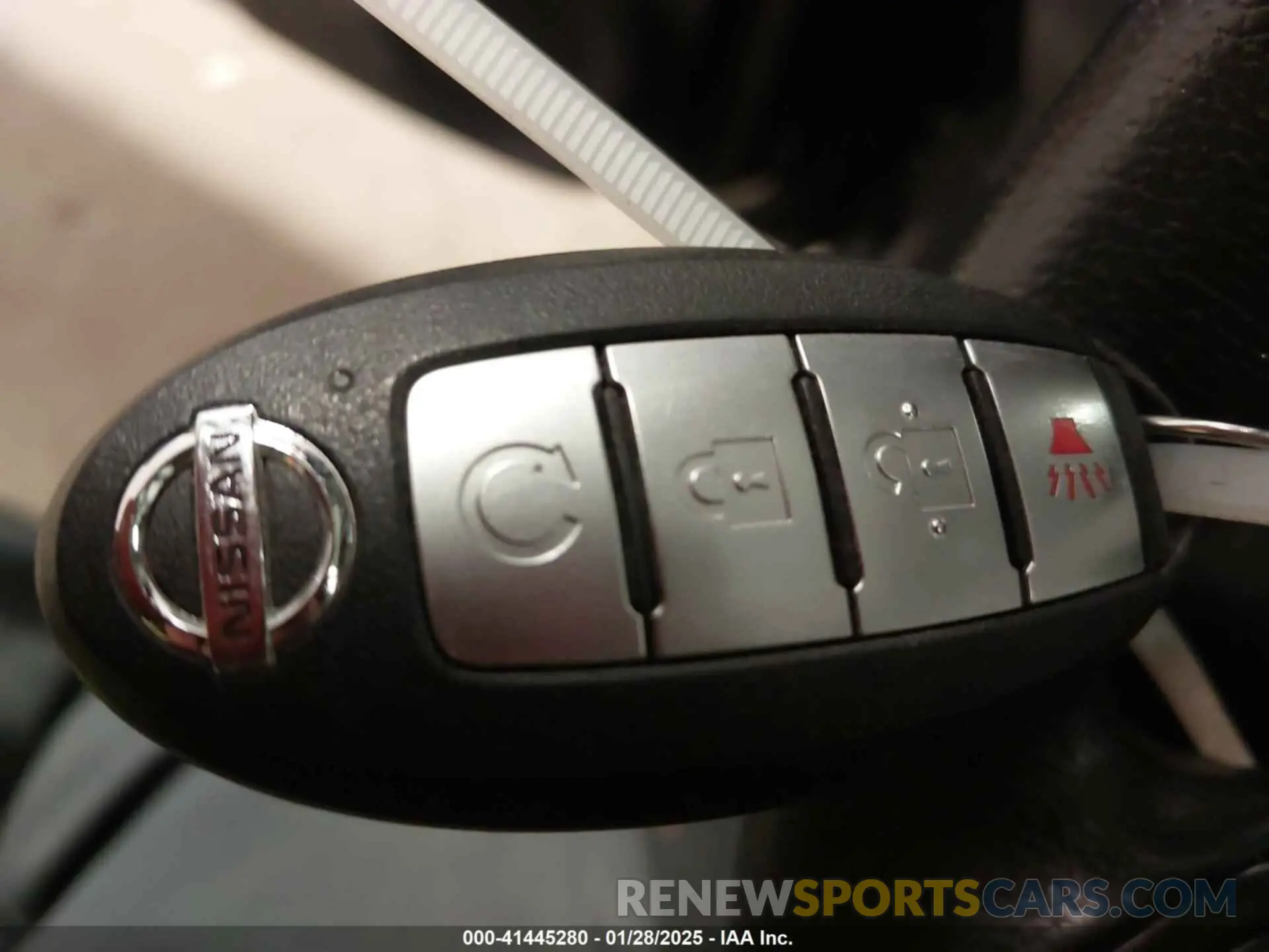 11 Photograph of a damaged car 3N1CP5DV7LL557834 NISSAN KICKS 2020