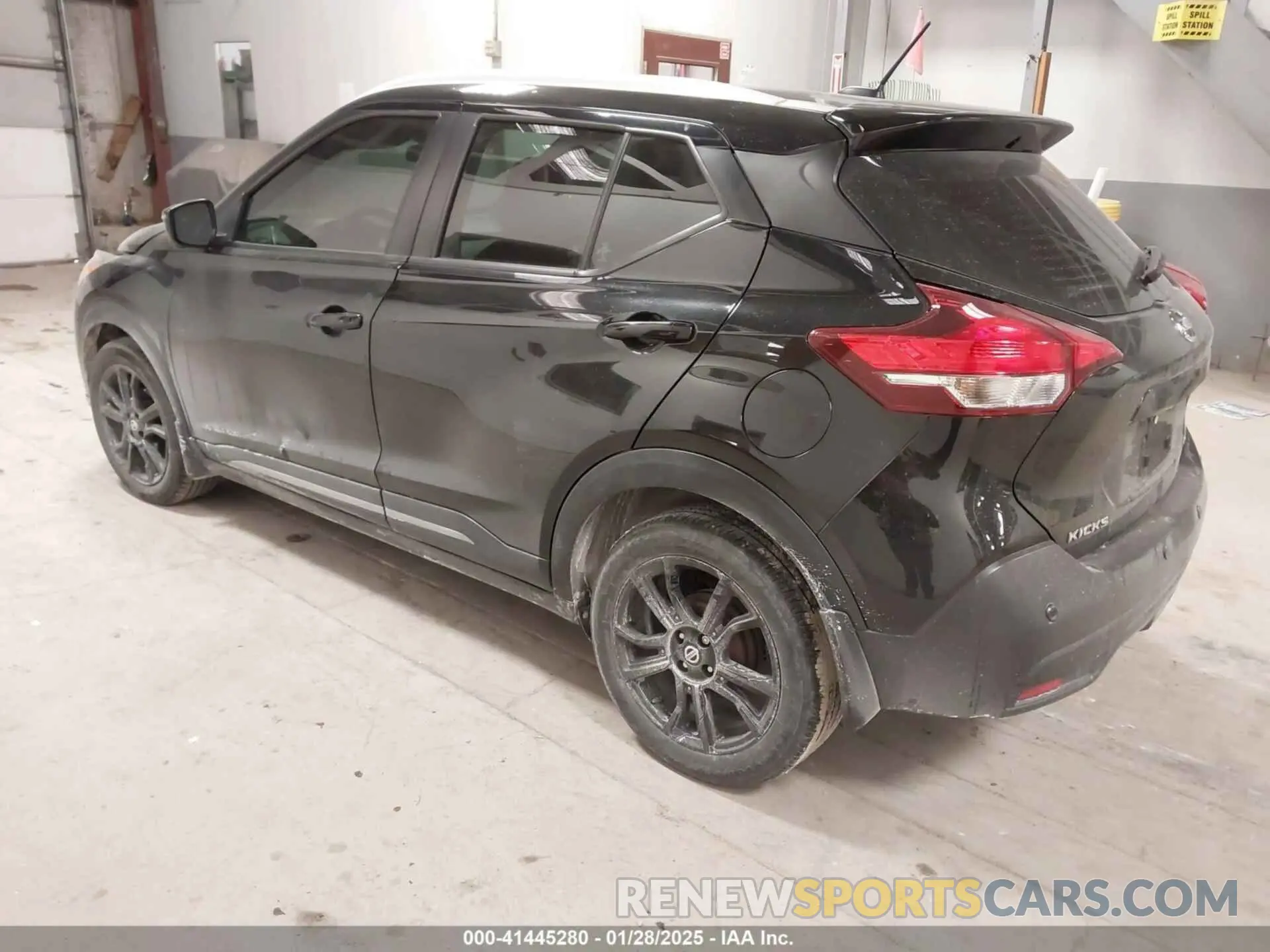 3 Photograph of a damaged car 3N1CP5DV7LL557834 NISSAN KICKS 2020
