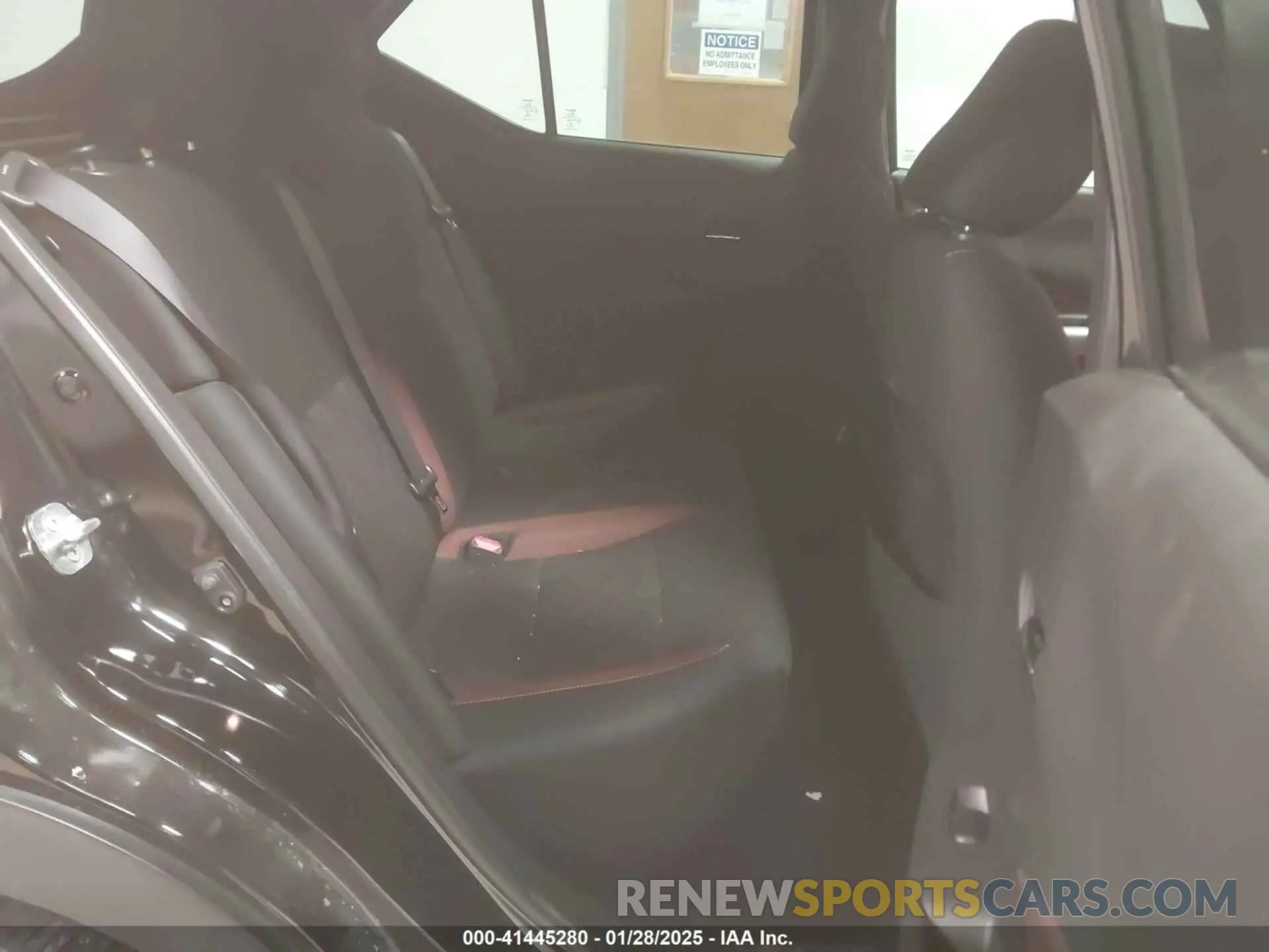 8 Photograph of a damaged car 3N1CP5DV7LL557834 NISSAN KICKS 2020