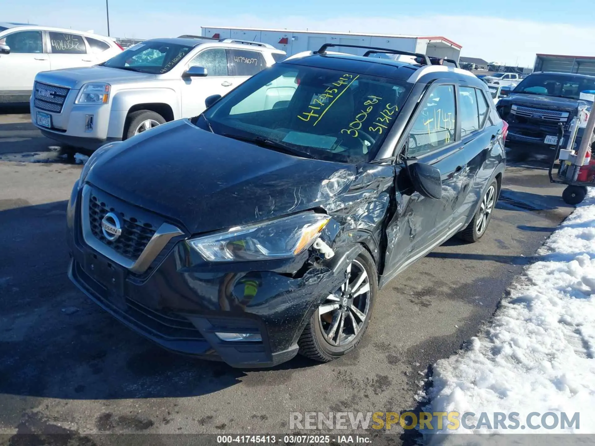 2 Photograph of a damaged car 3N1CP5DV8LL486305 NISSAN KICKS 2020