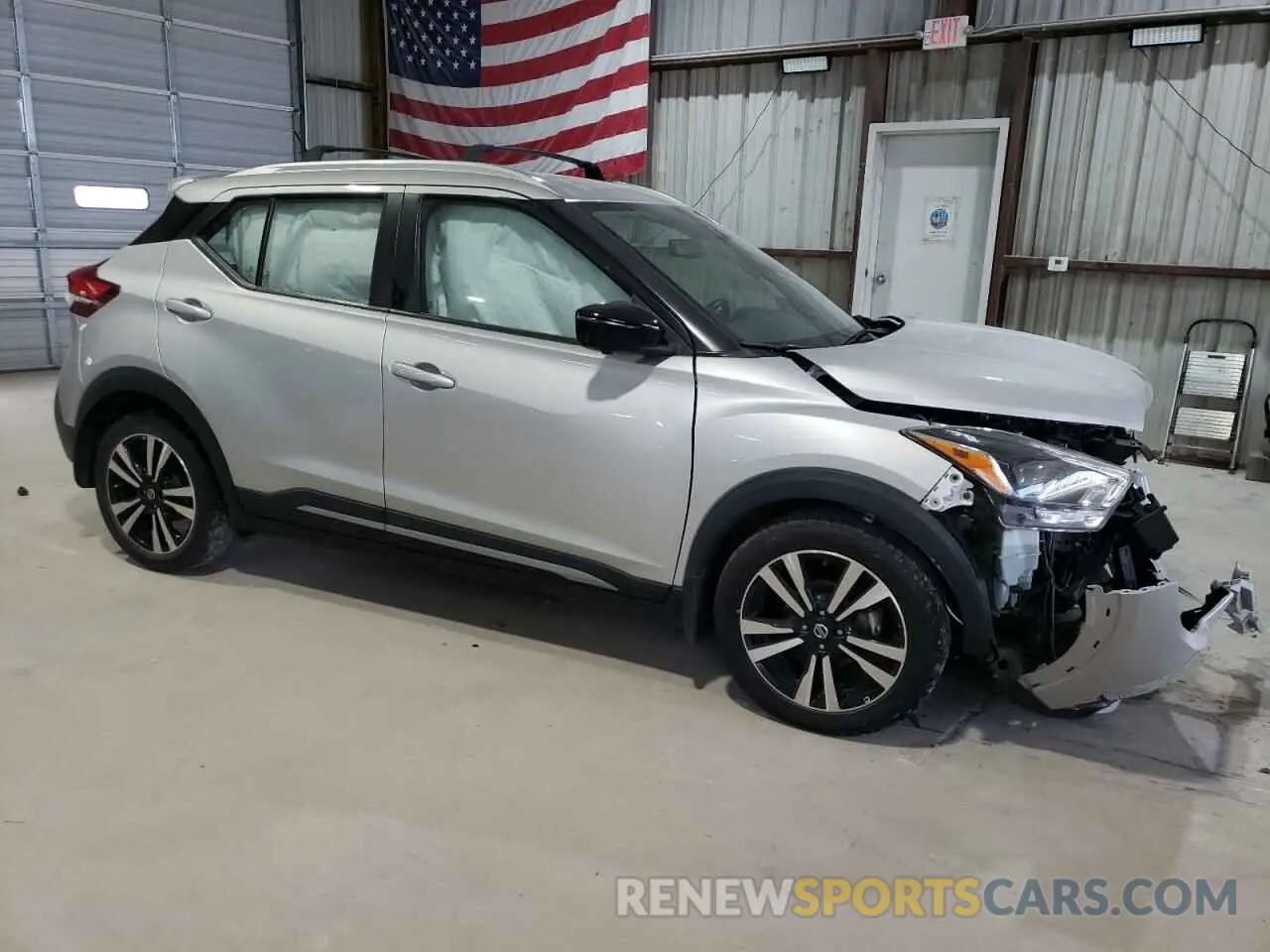 4 Photograph of a damaged car 3N1CP5DV8LL508092 NISSAN KICKS 2020