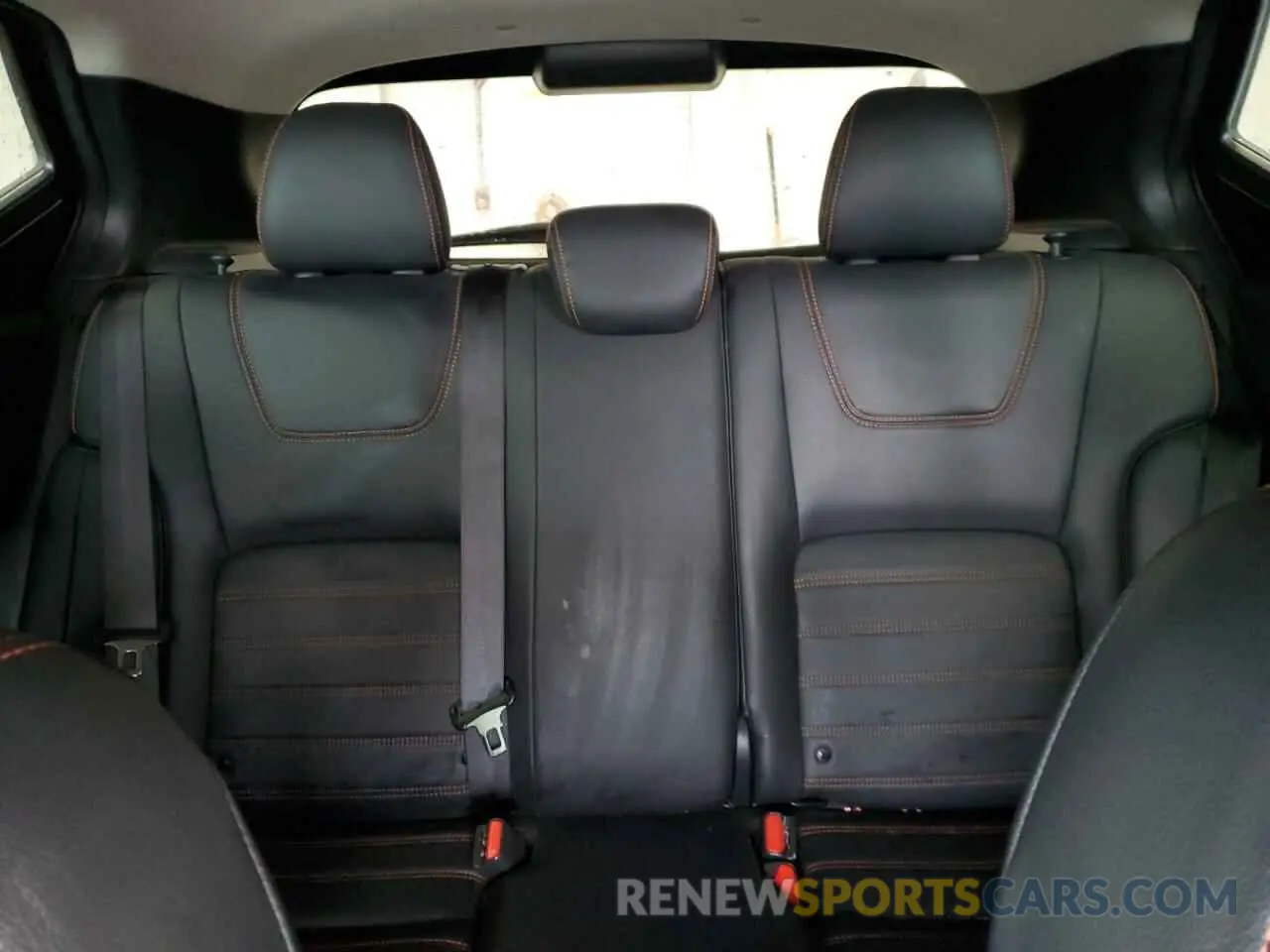 10 Photograph of a damaged car 3N1CP5DV8LL553565 NISSAN KICKS 2020