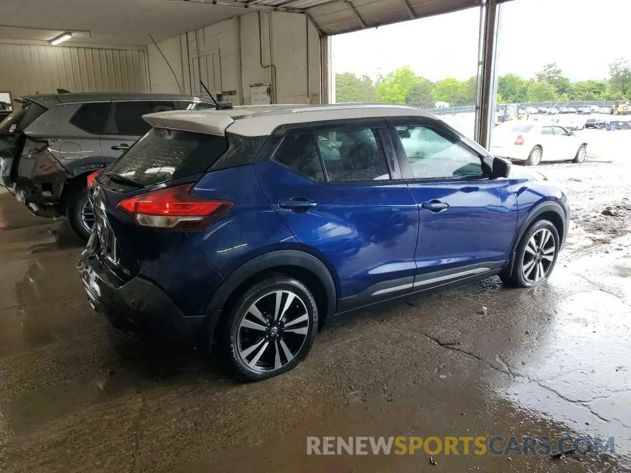 3 Photograph of a damaged car 3N1CP5DV8LL553565 NISSAN KICKS 2020