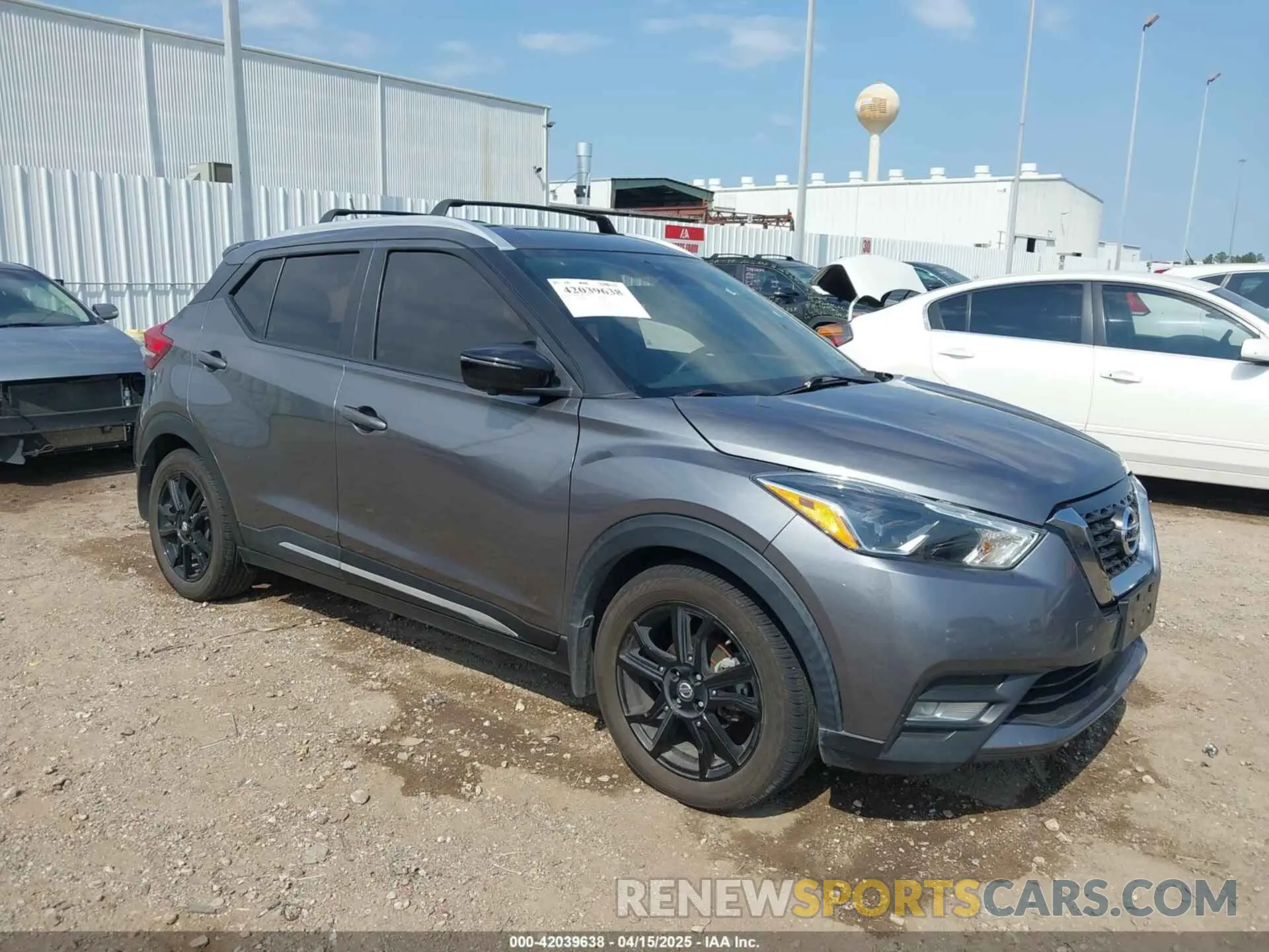 1 Photograph of a damaged car 3N1CP5DV8LL569099 NISSAN KICKS 2020