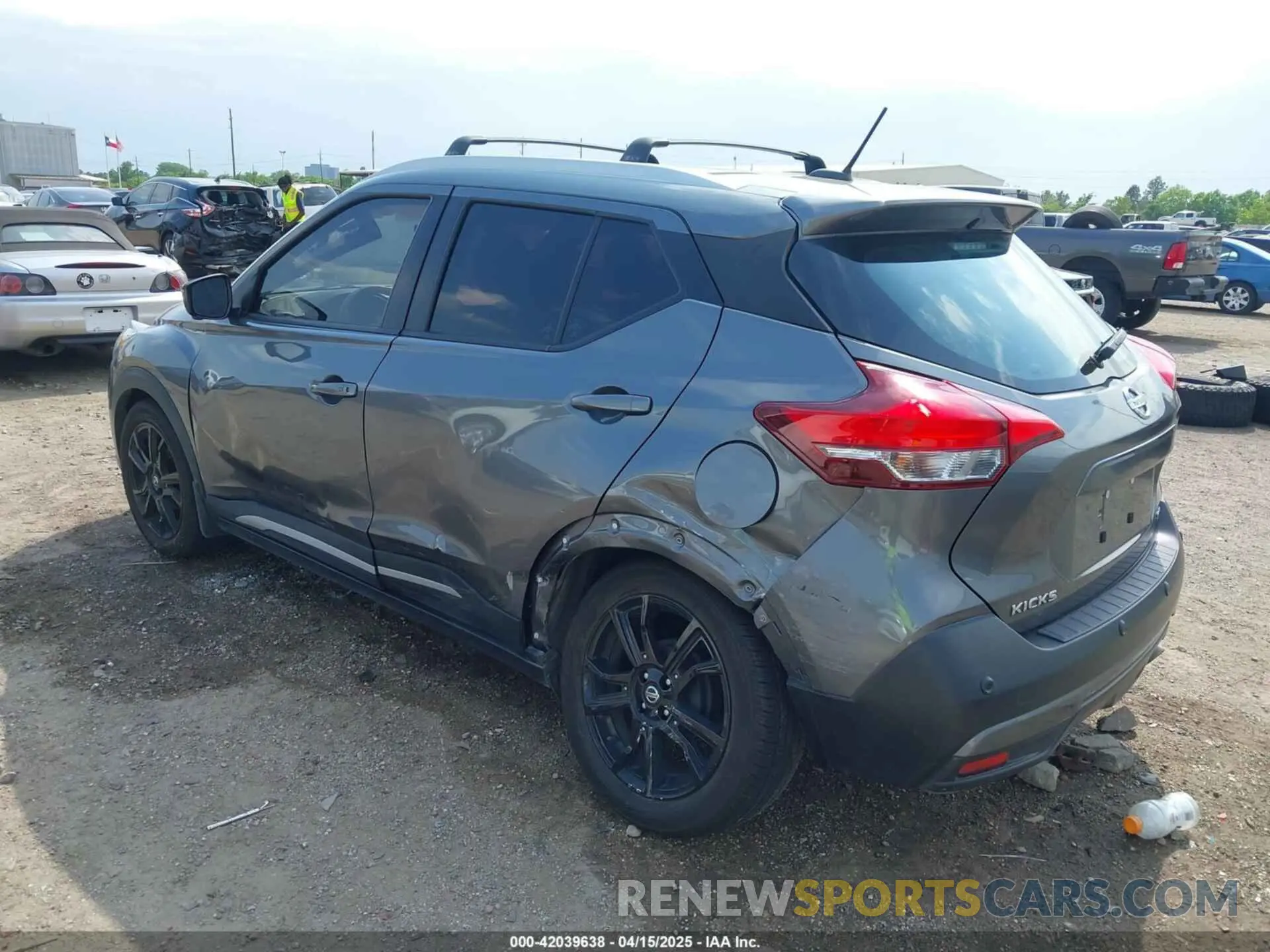 3 Photograph of a damaged car 3N1CP5DV8LL569099 NISSAN KICKS 2020