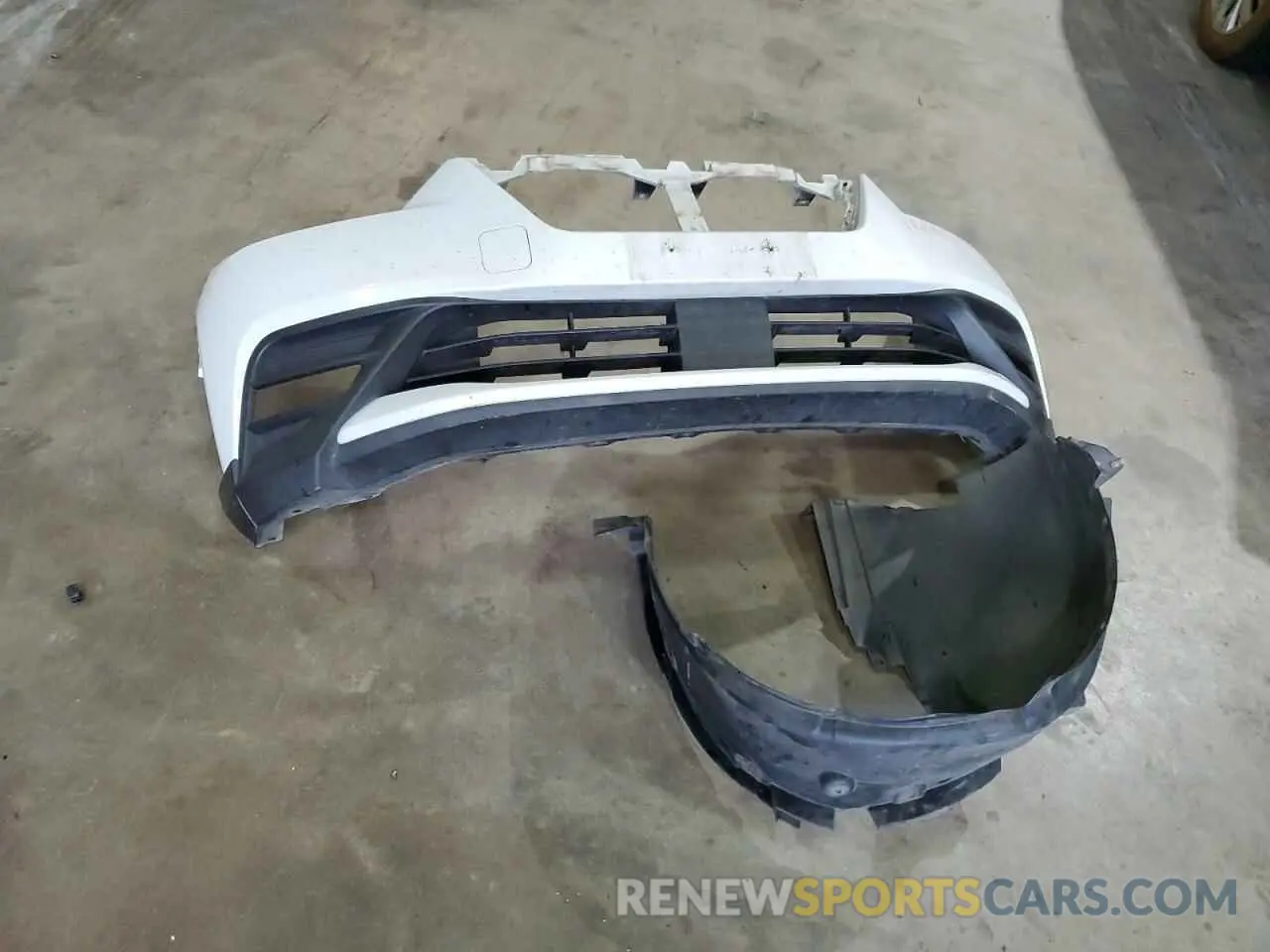 15 Photograph of a damaged car 3N1CP5DV9LL484708 NISSAN KICKS 2020