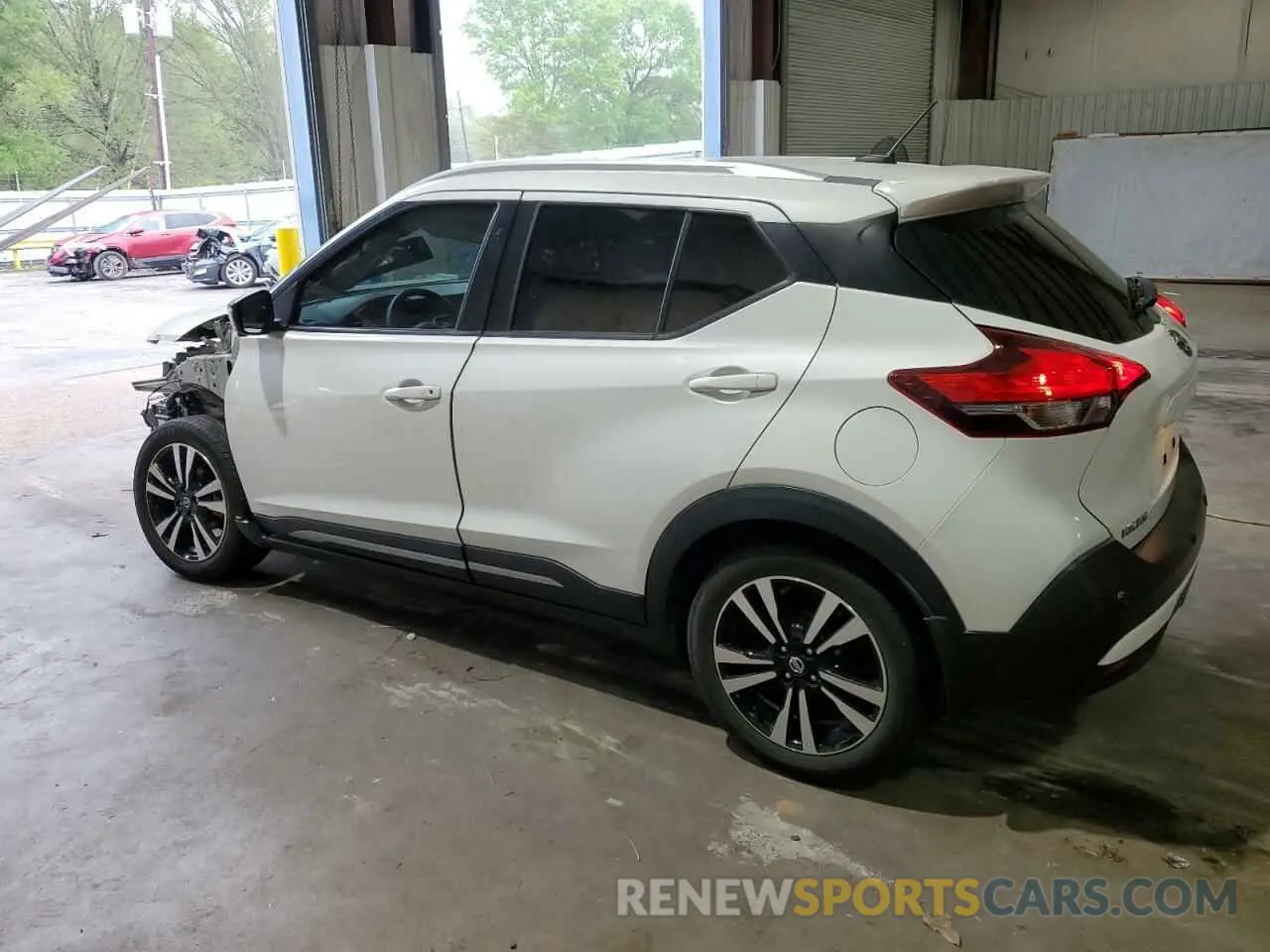 2 Photograph of a damaged car 3N1CP5DV9LL484708 NISSAN KICKS 2020