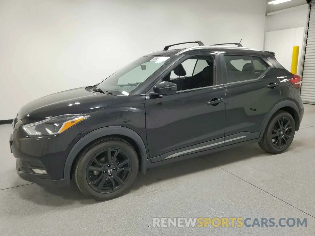 1 Photograph of a damaged car 3N1CP5DV9LL539562 NISSAN KICKS 2020