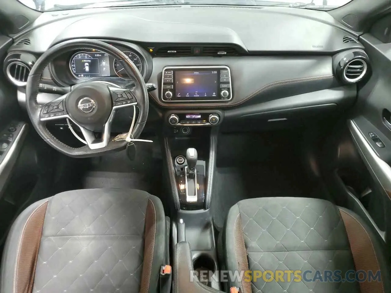 8 Photograph of a damaged car 3N1CP5DV9LL539562 NISSAN KICKS 2020