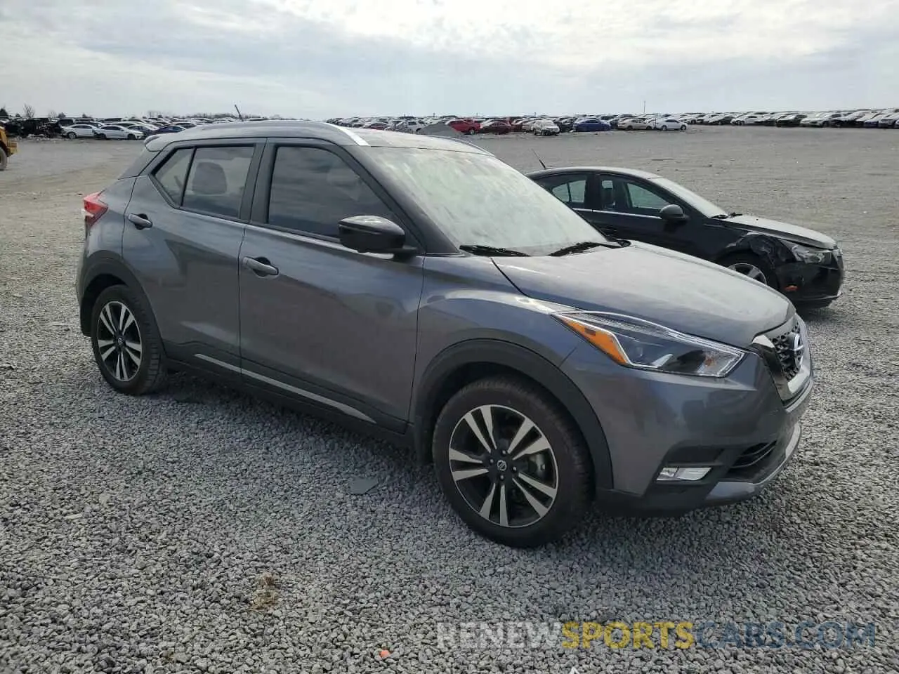 4 Photograph of a damaged car 3N1CP5DV9LL543336 NISSAN KICKS 2020